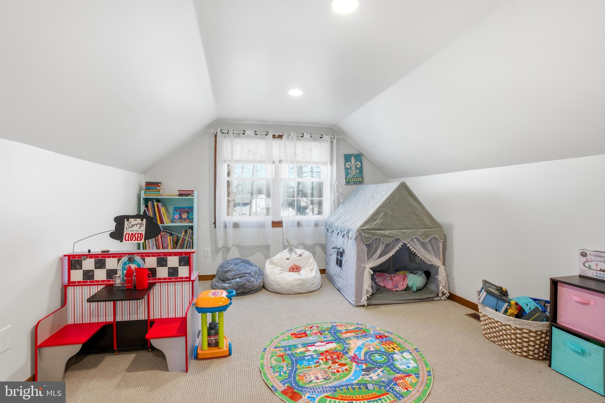 SPRINGBROOK - Residential