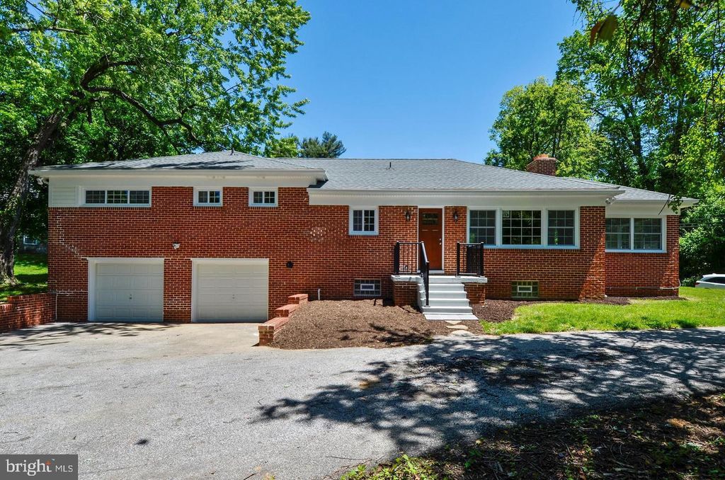 Photo of 4304 Old Court Road, BALTIMORE, MD 21208 (MLS # MDBC2139716)
