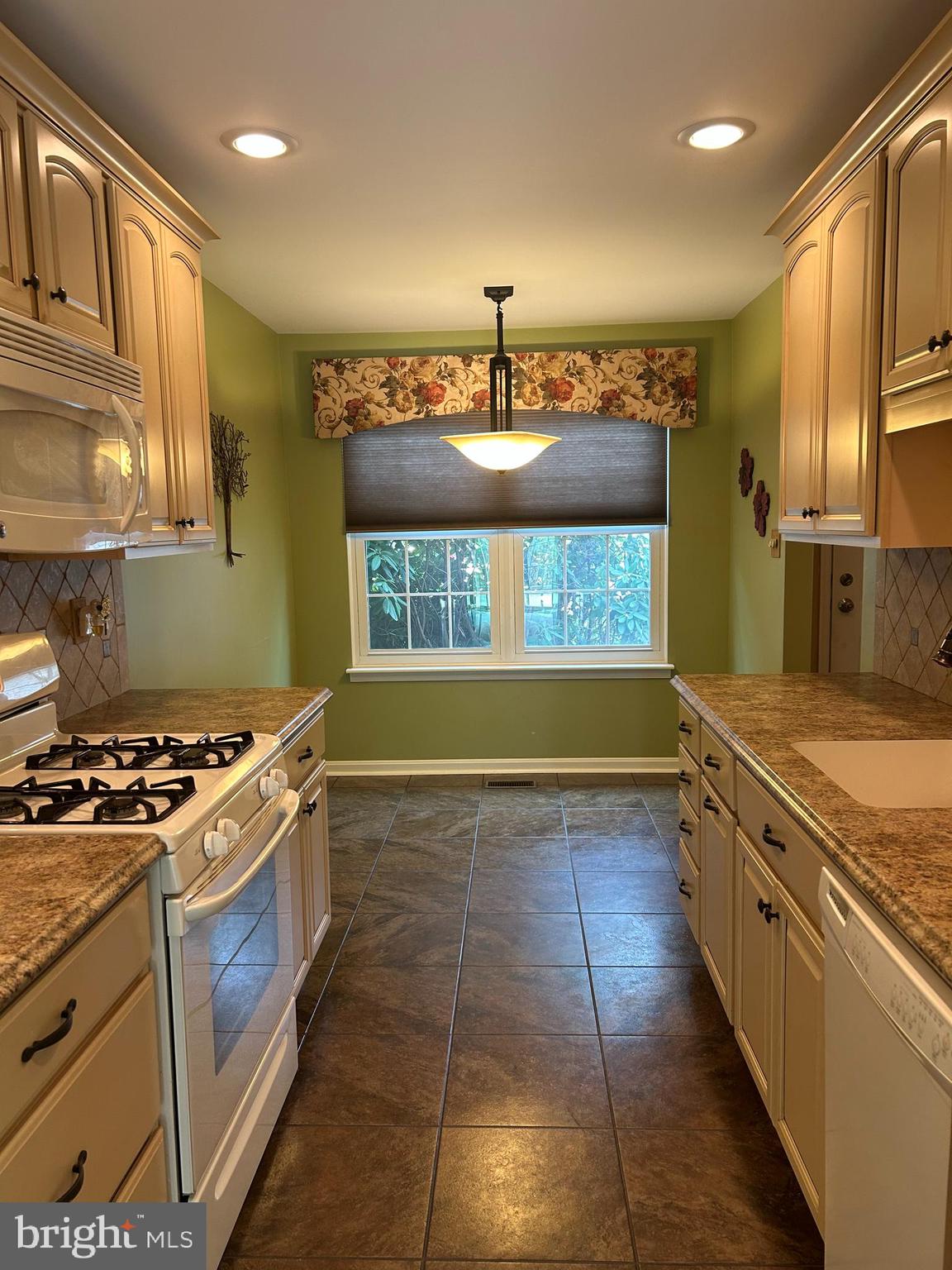 6262 SPRING KNOLL DRIVE