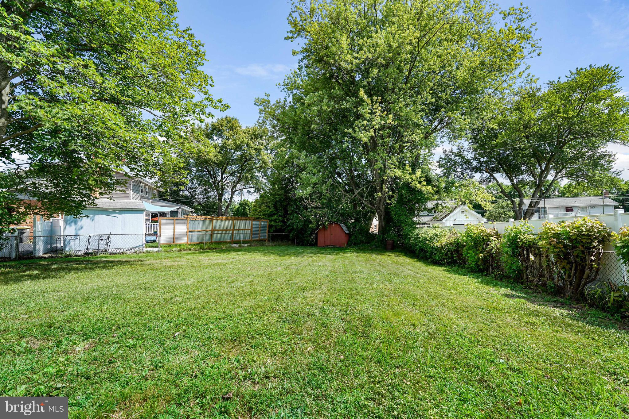 10 ROCKROSE DRIVE