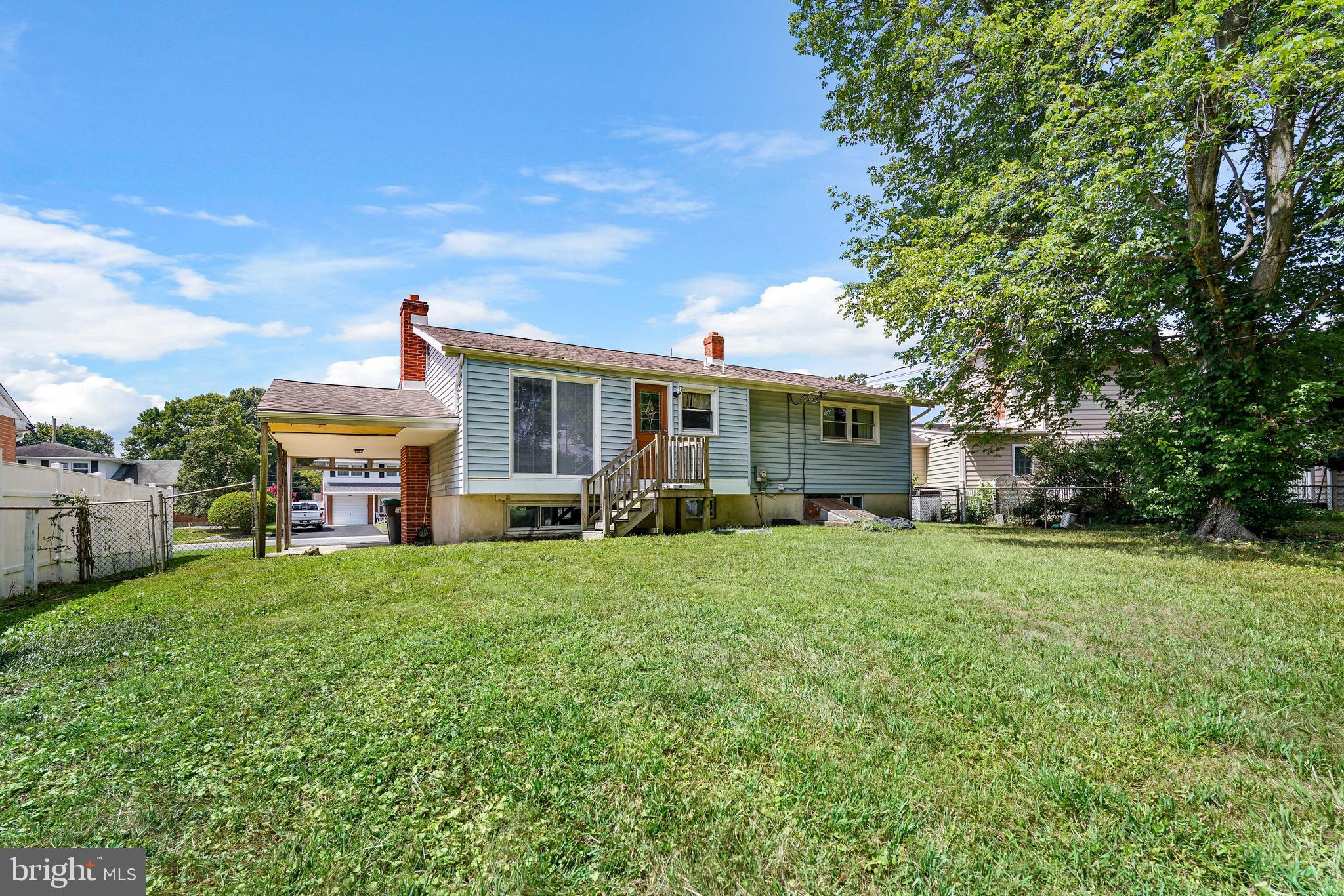 10 ROCKROSE DRIVE