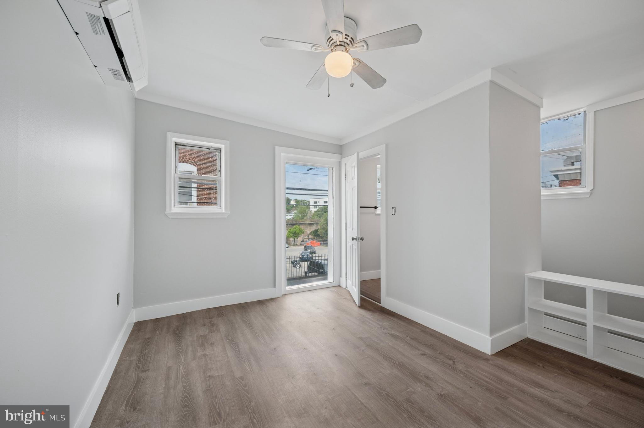 MANAYUNK - Residential Lease