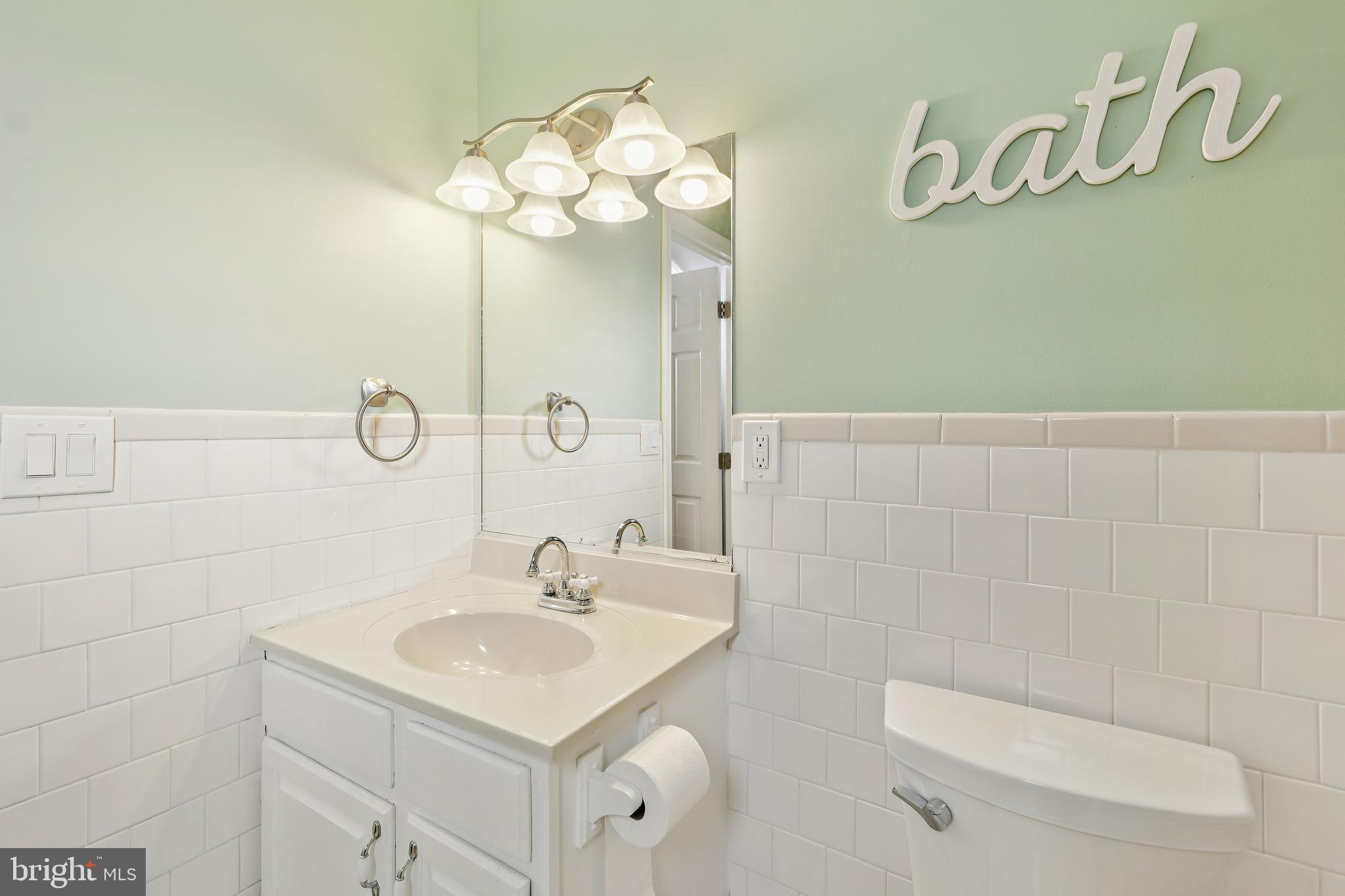 CEDAR BEACH - Residential