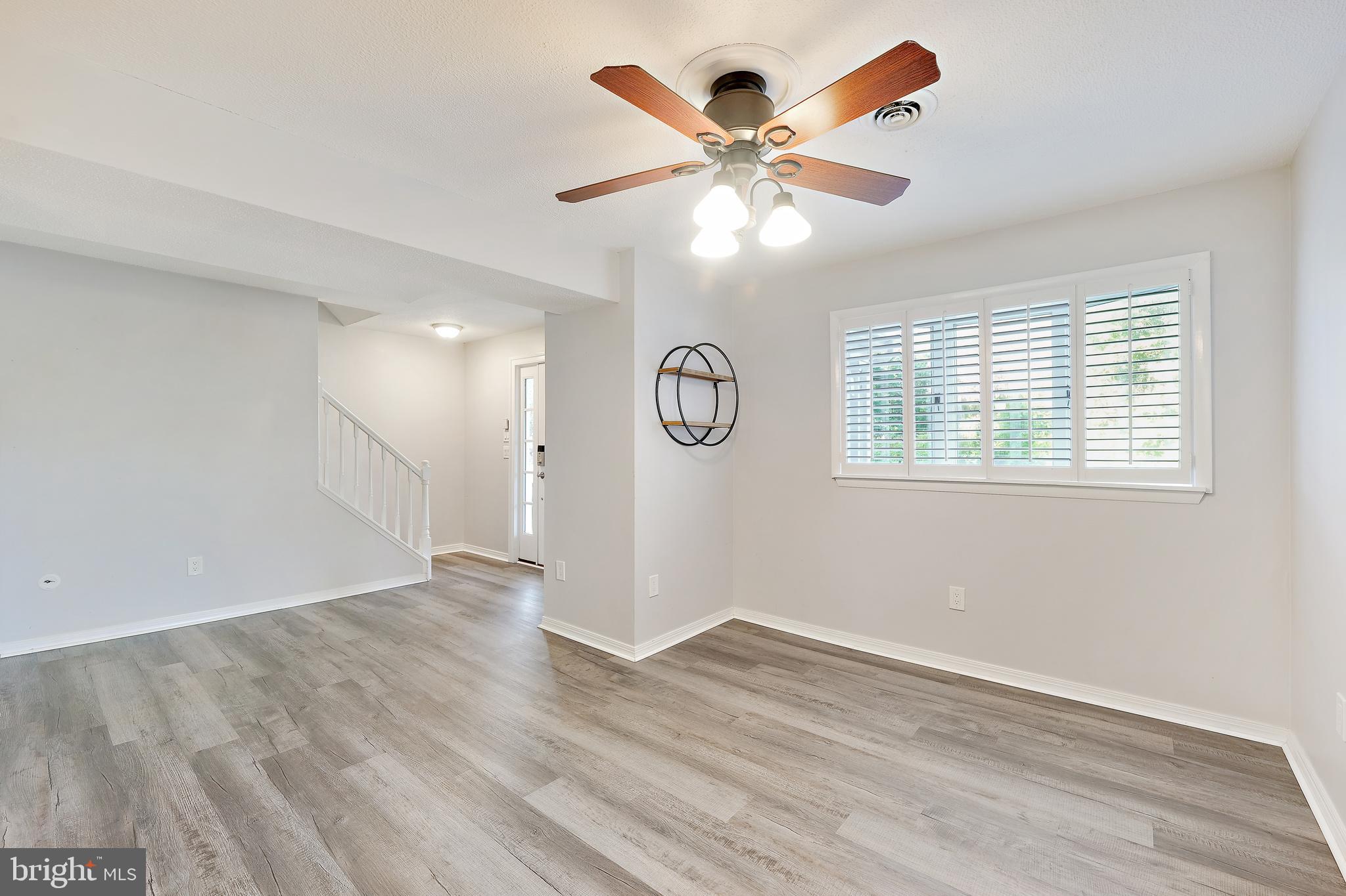 CEDAR BEACH - Residential