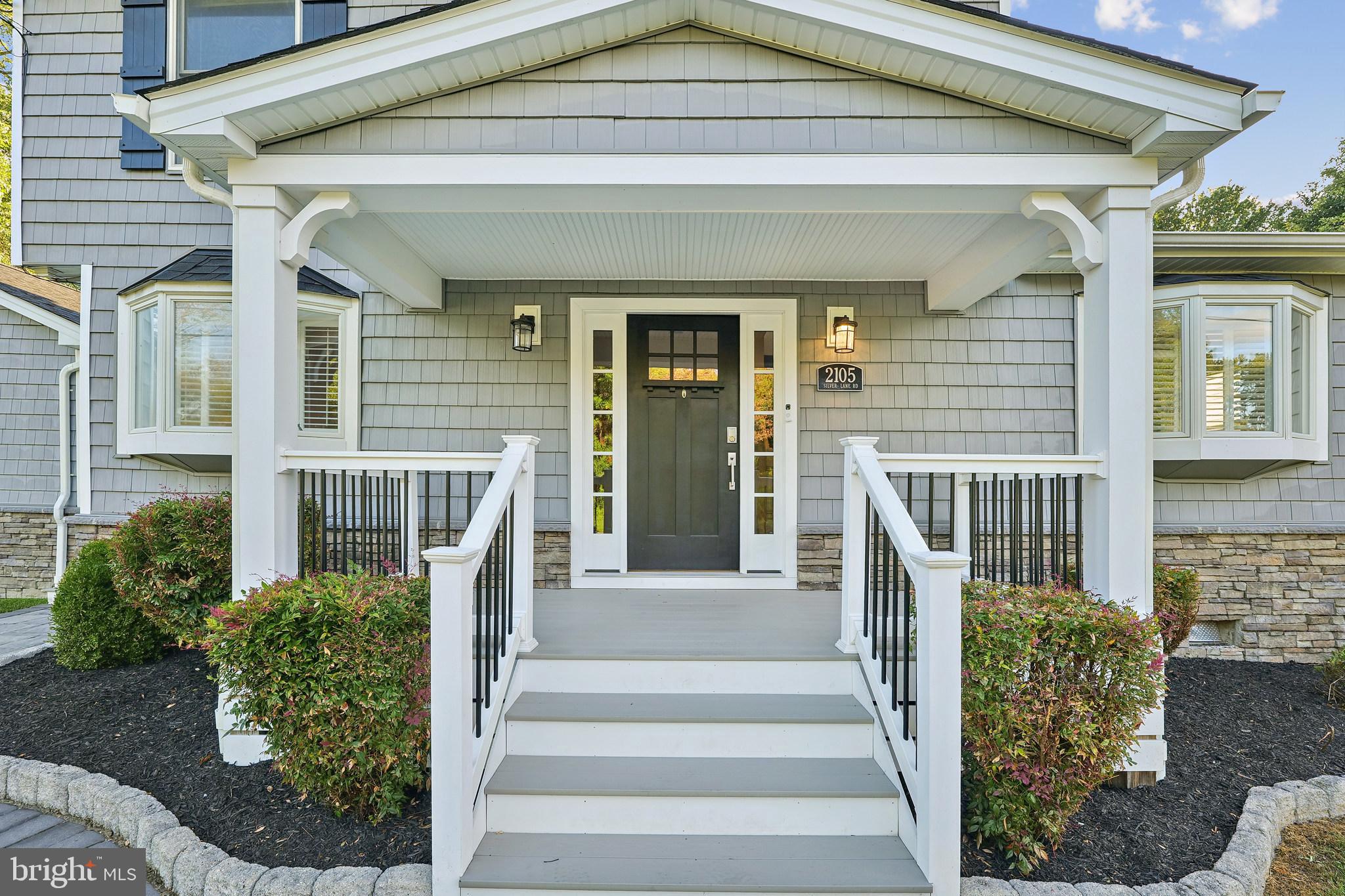 CEDAR BEACH - Residential