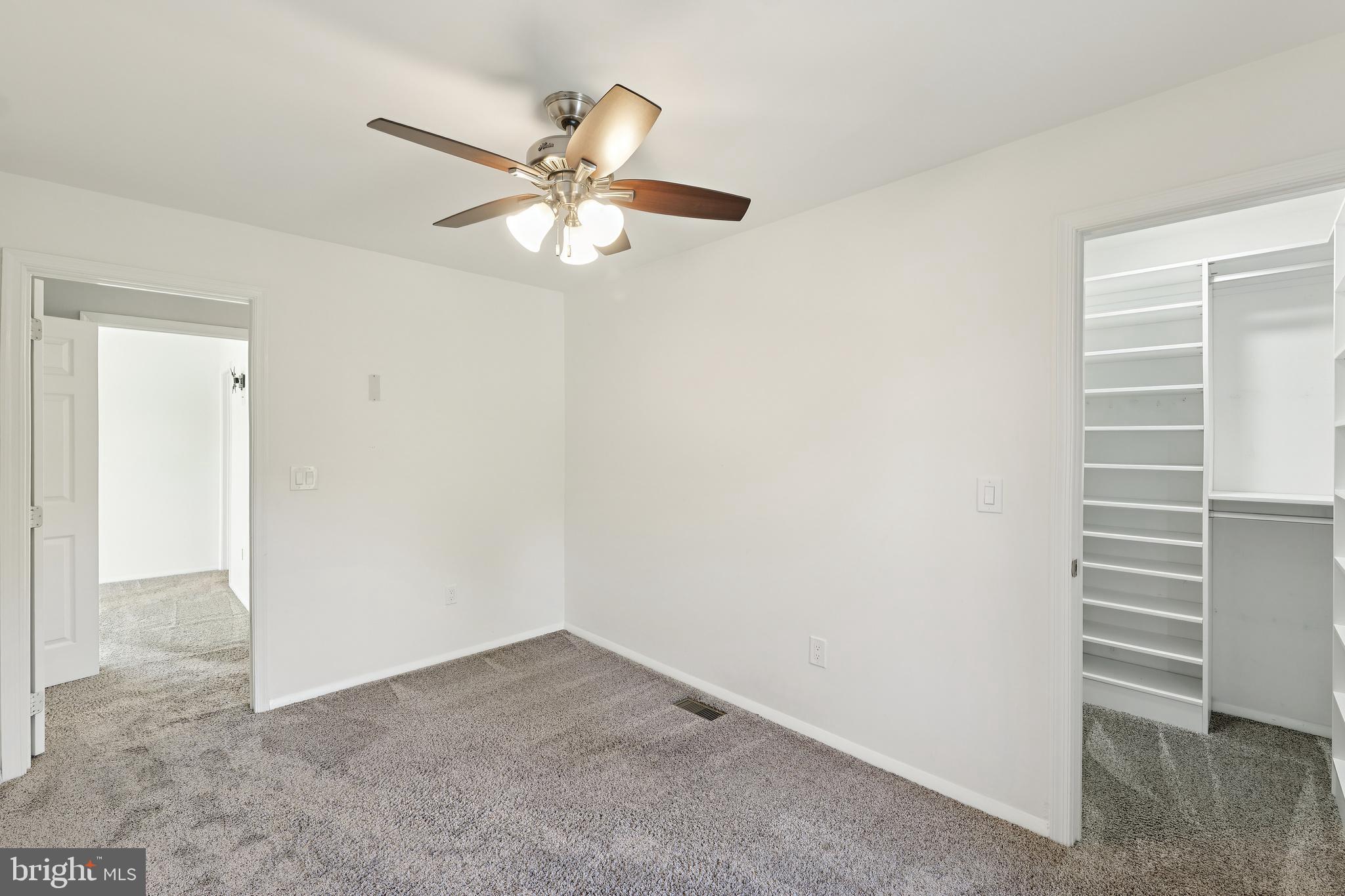 CEDAR BEACH - Residential