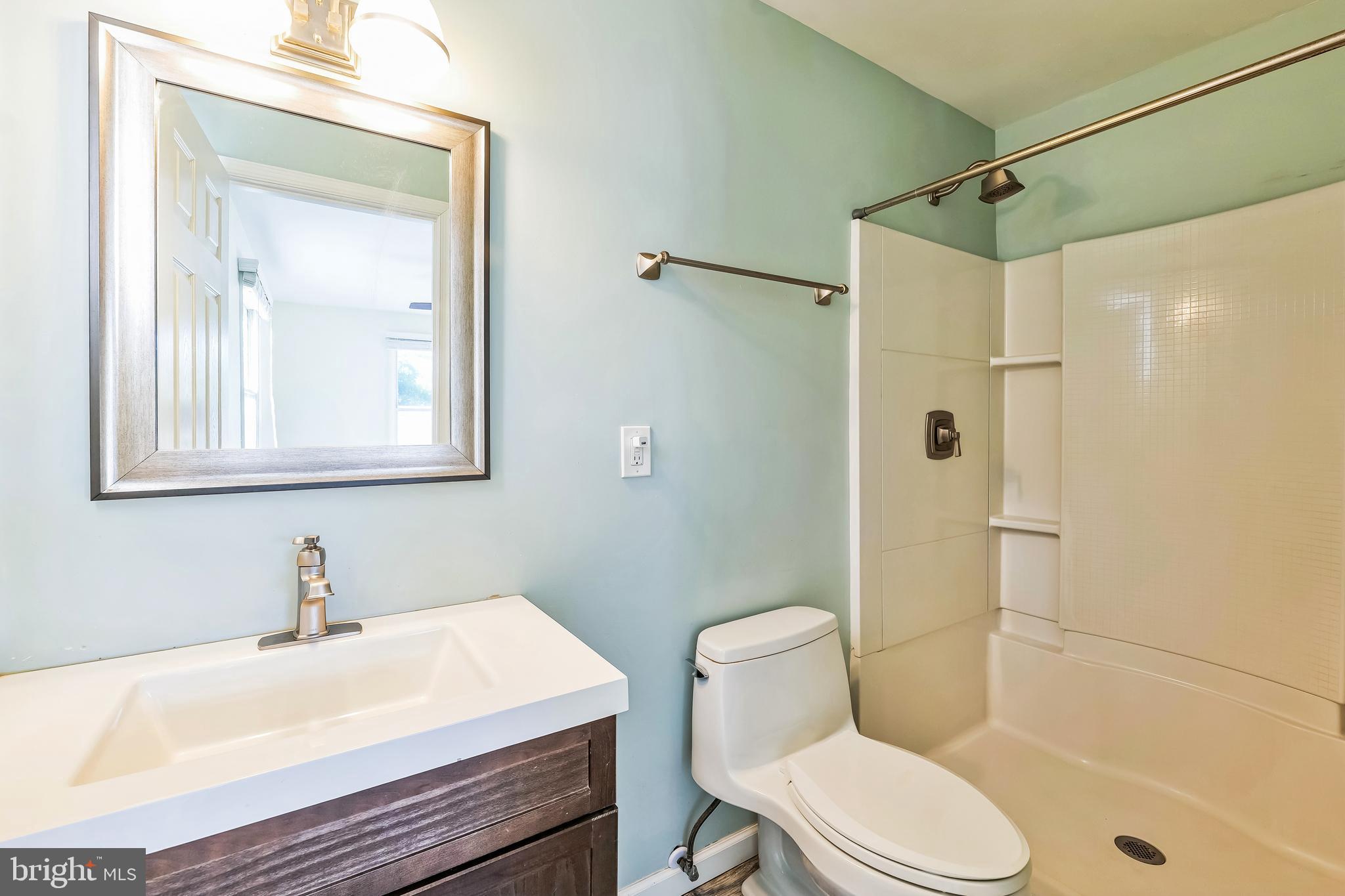 CEDAR BEACH - Residential