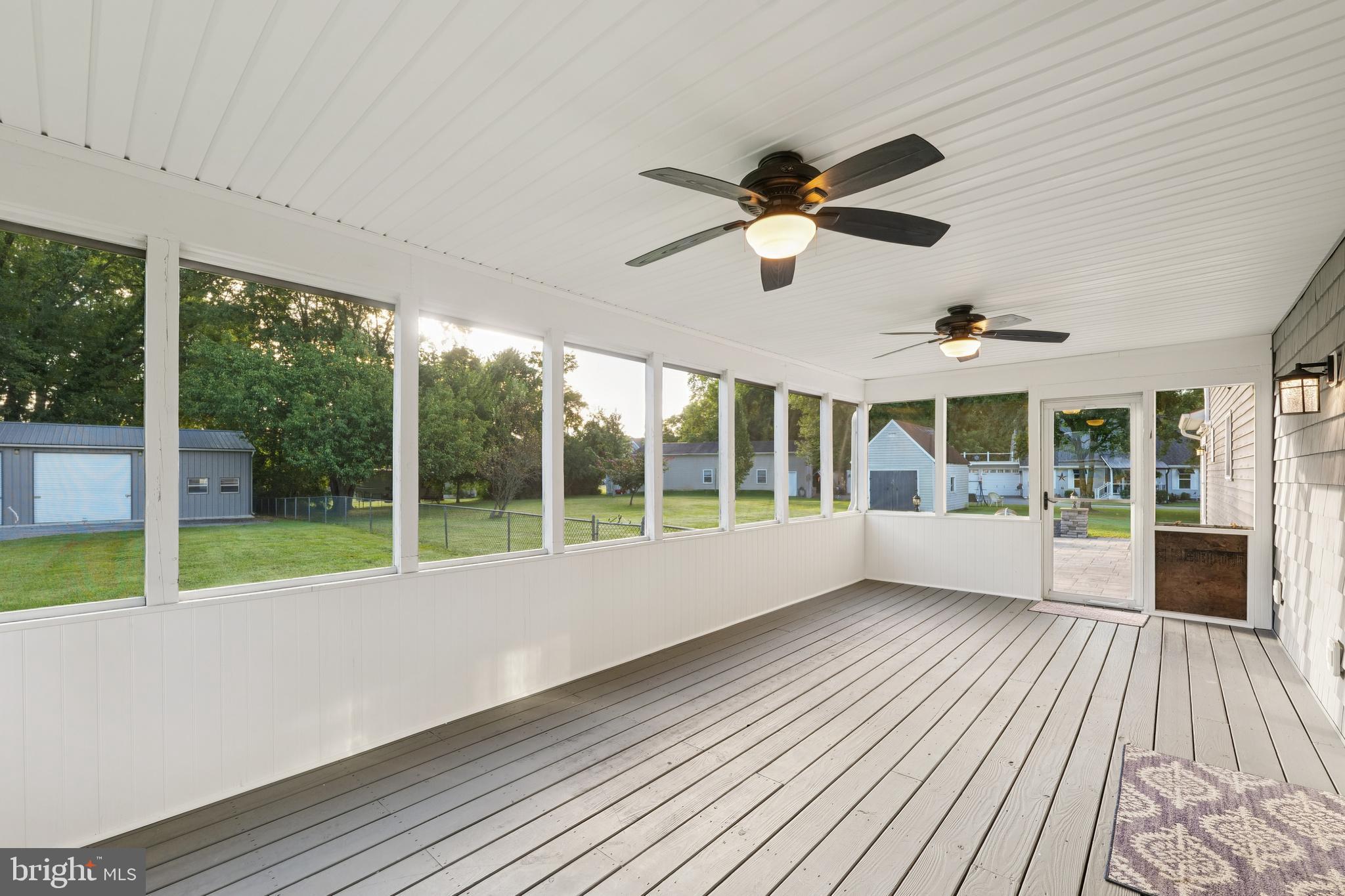 CEDAR BEACH - Residential