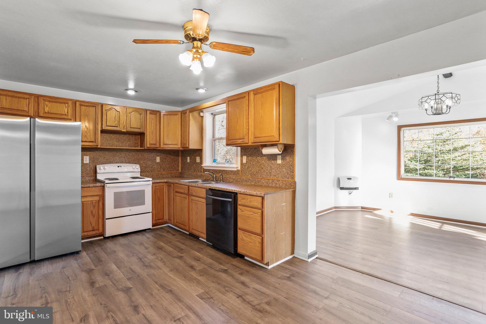 CEDAR RIDGE - Residential