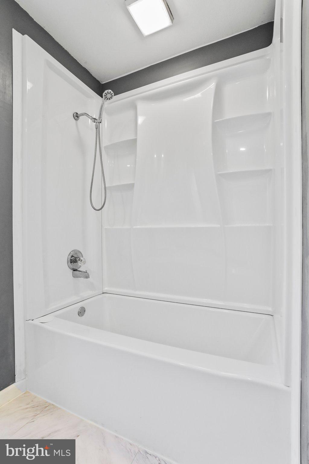 CEDAR RIDGE - Residential