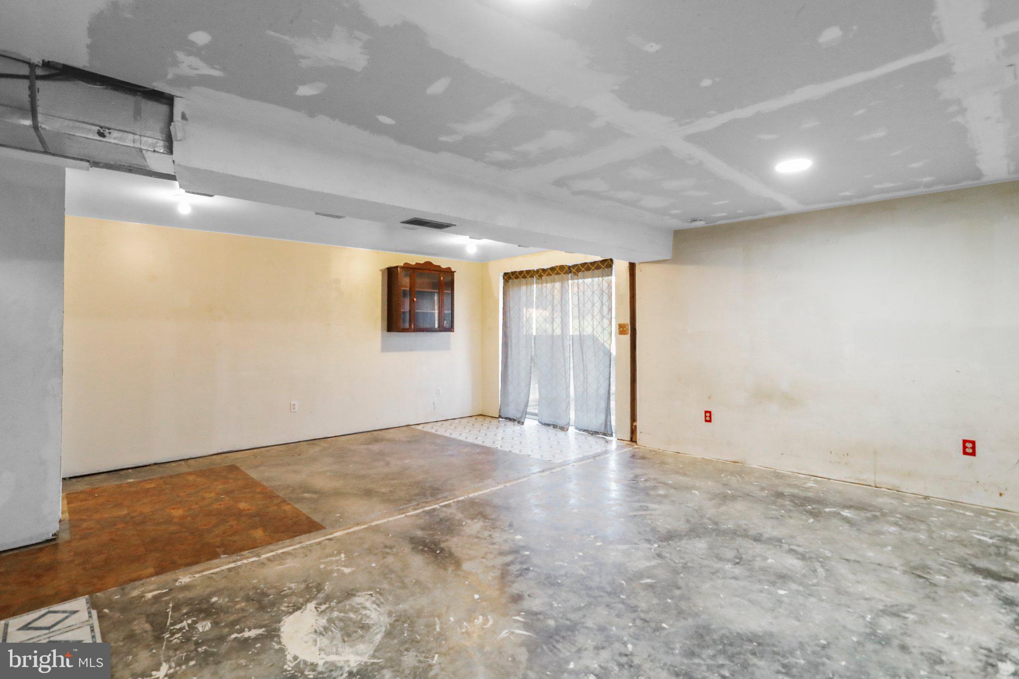 CEDAR RIDGE - Residential