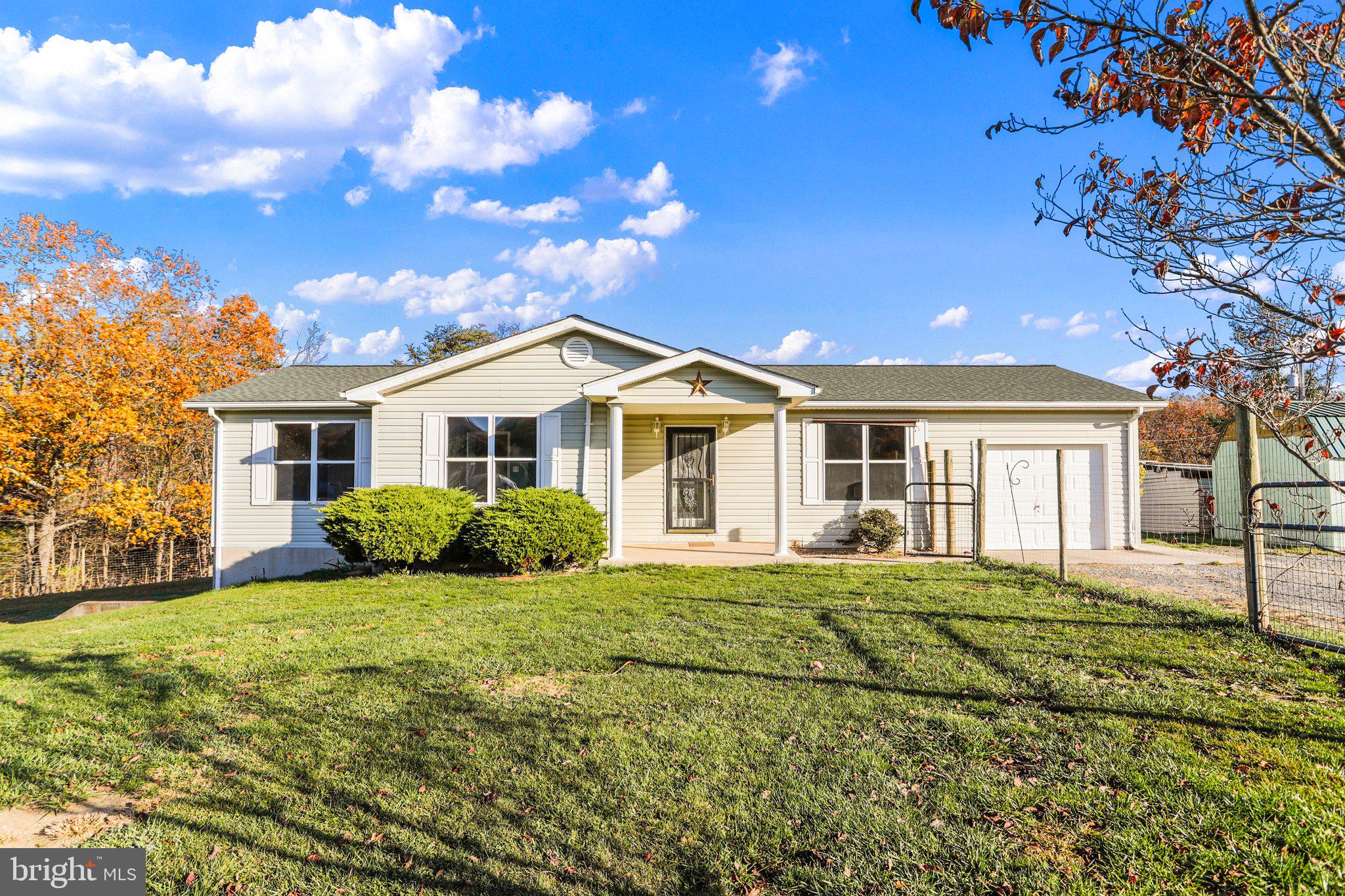 CEDAR RIDGE - Residential