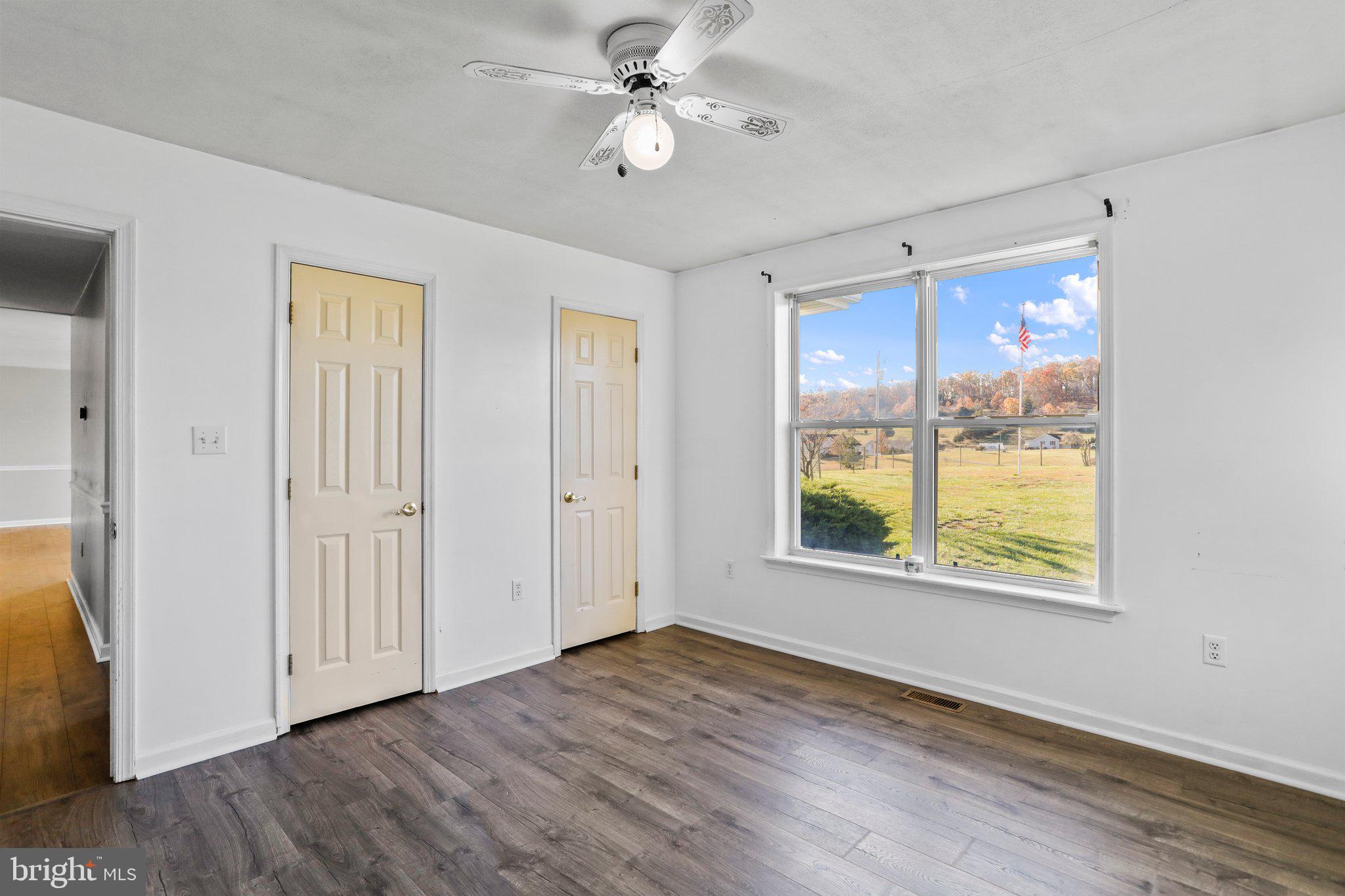 CEDAR RIDGE - Residential