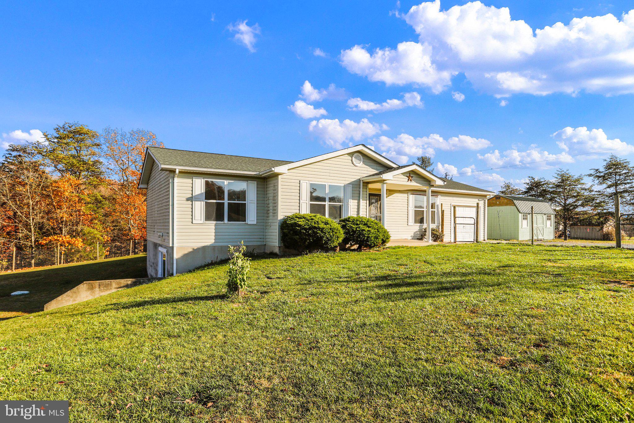 CEDAR RIDGE - Residential