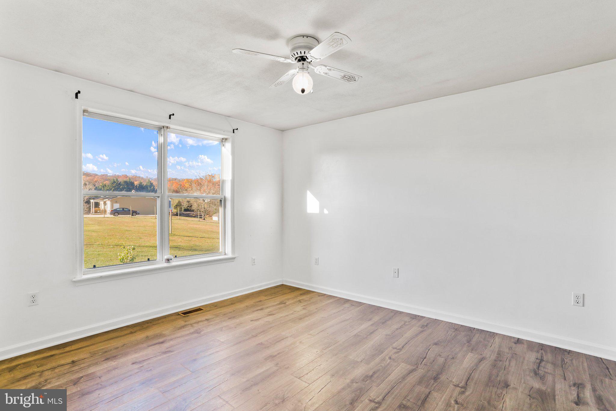 CEDAR RIDGE - Residential