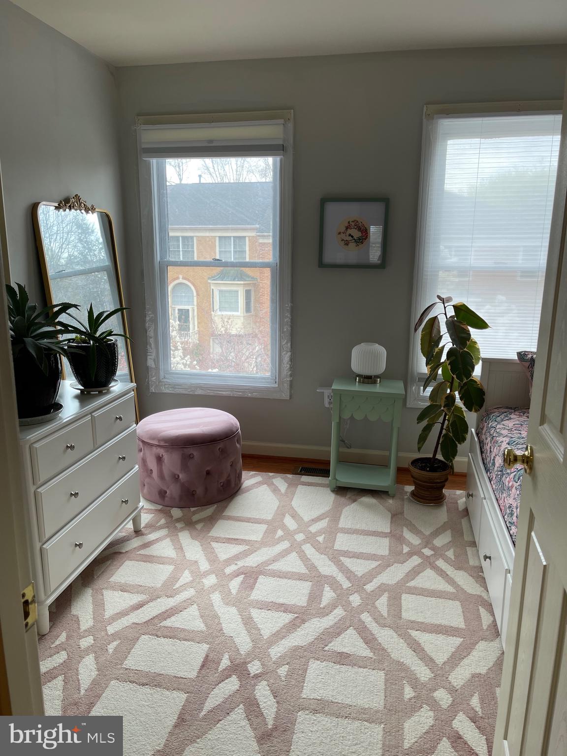 DECOVERLY ADVENTURE - Residential Lease