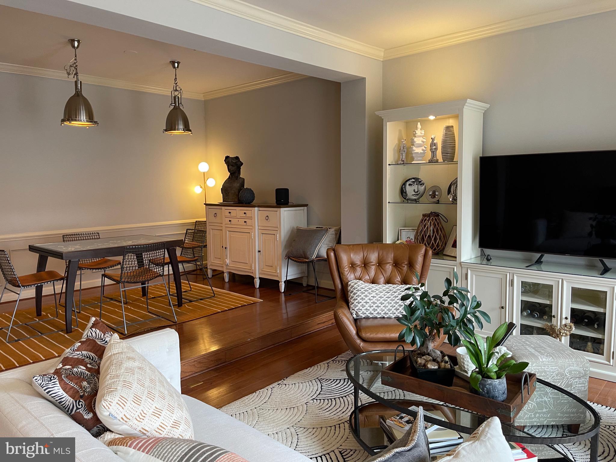 DECOVERLY ADVENTURE - Residential Lease