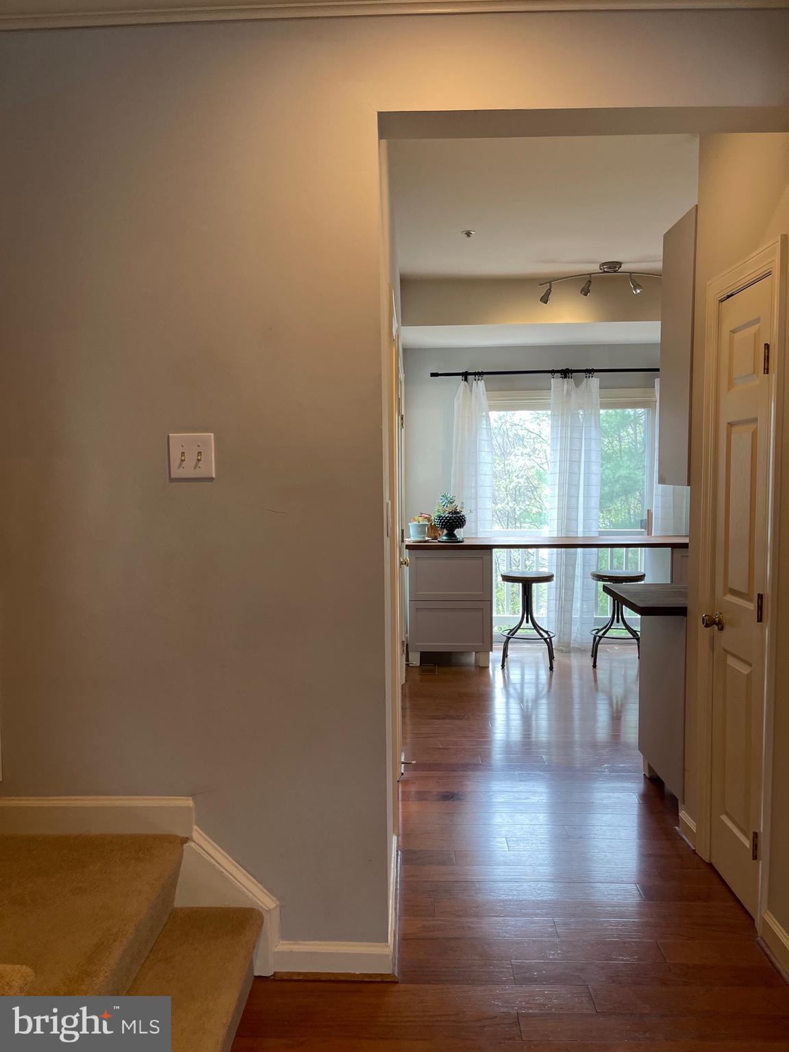 DECOVERLY ADVENTURE - Residential Lease