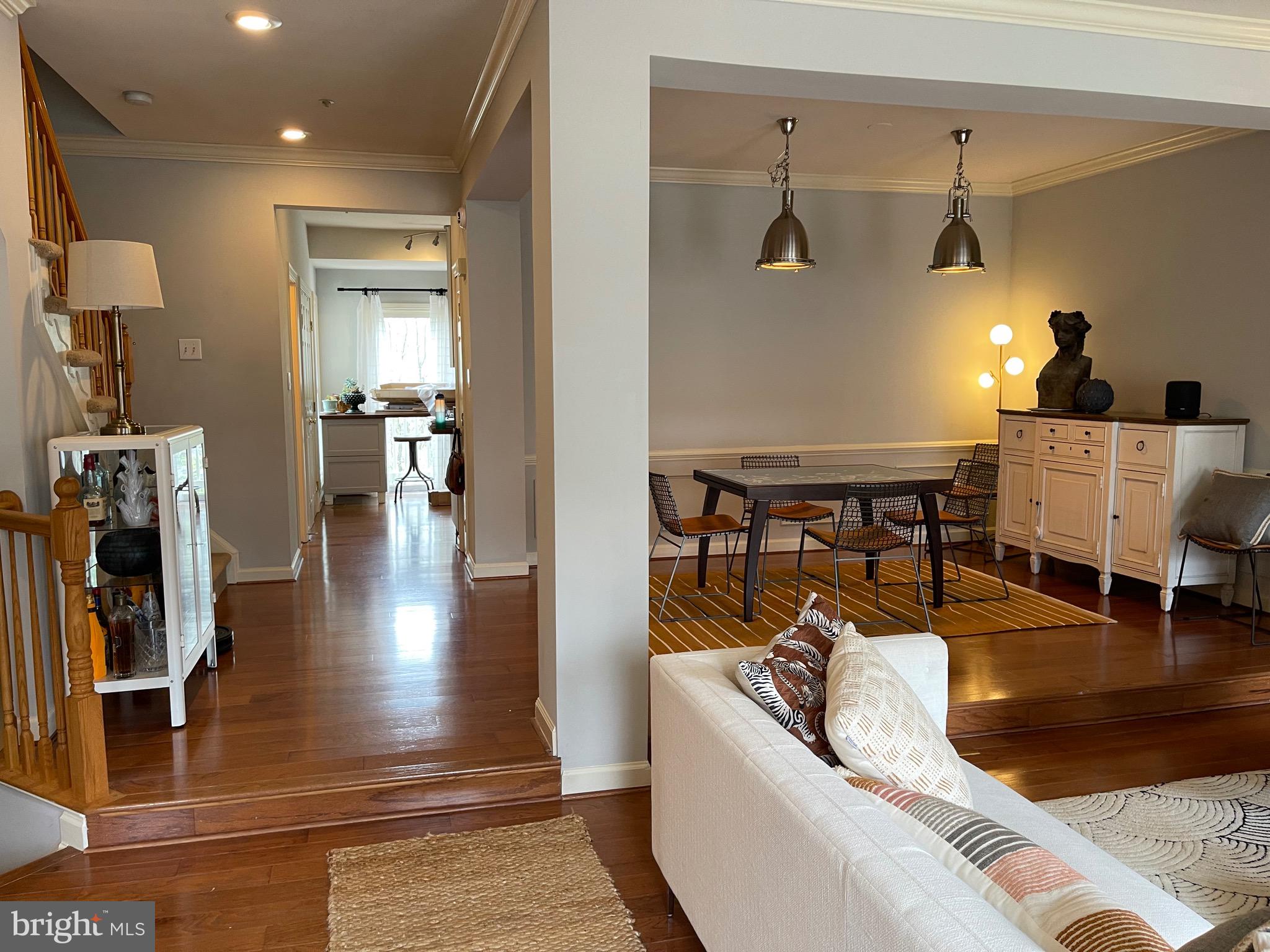 DECOVERLY ADVENTURE - Residential Lease