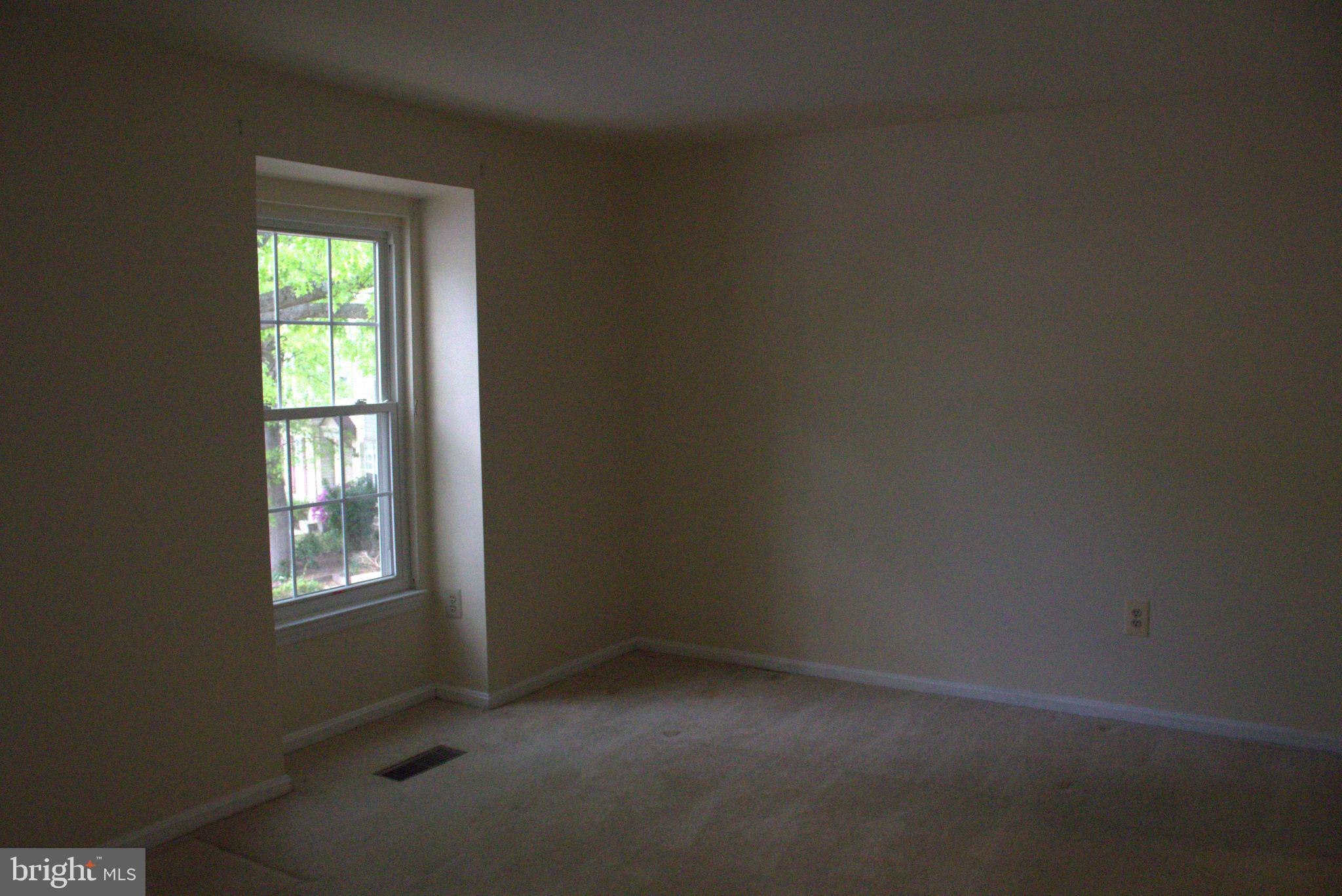 LONGMEAD - Residential