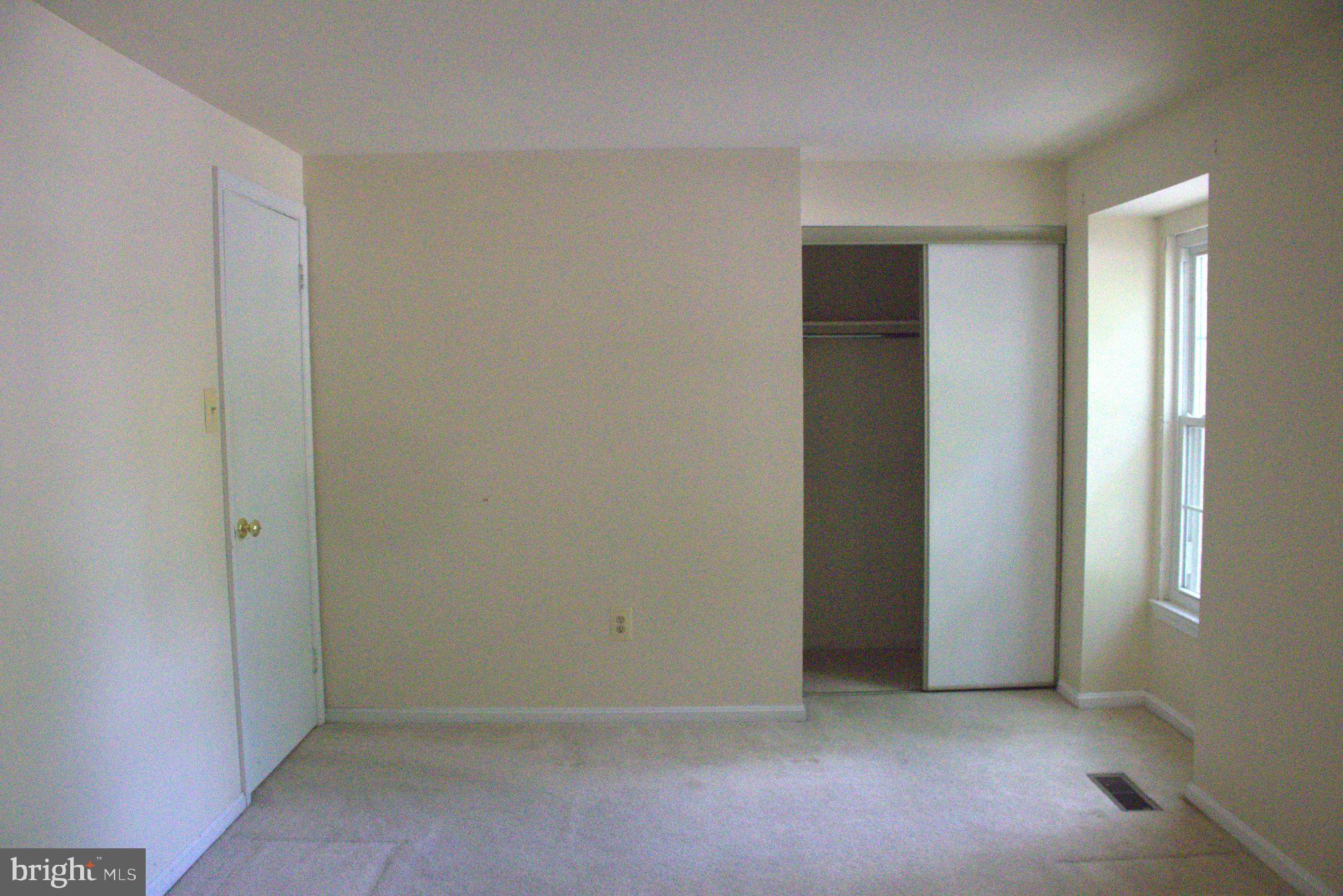 LONGMEAD - Residential