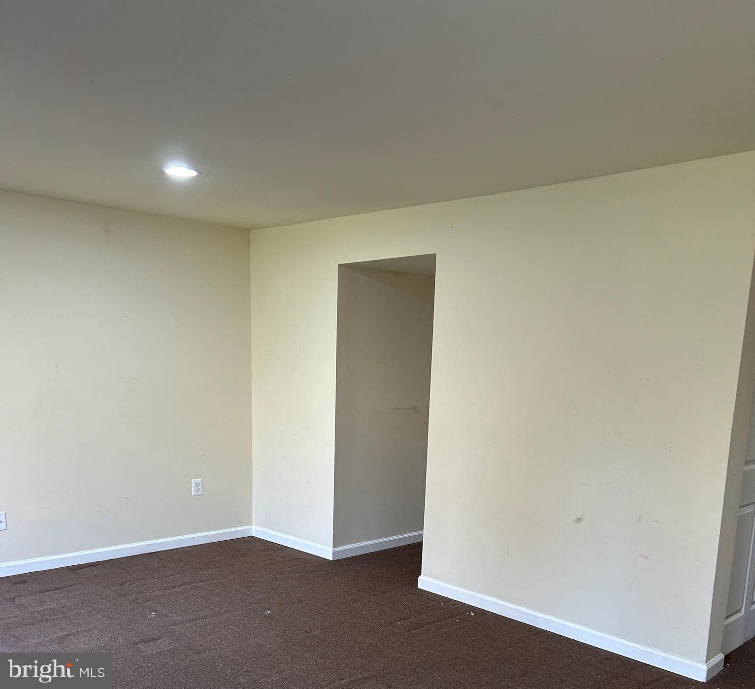 LONGMEAD - Residential