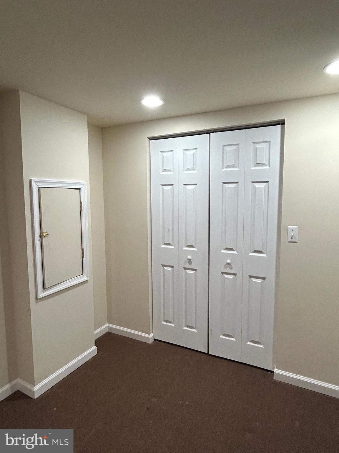 LONGMEAD - Residential