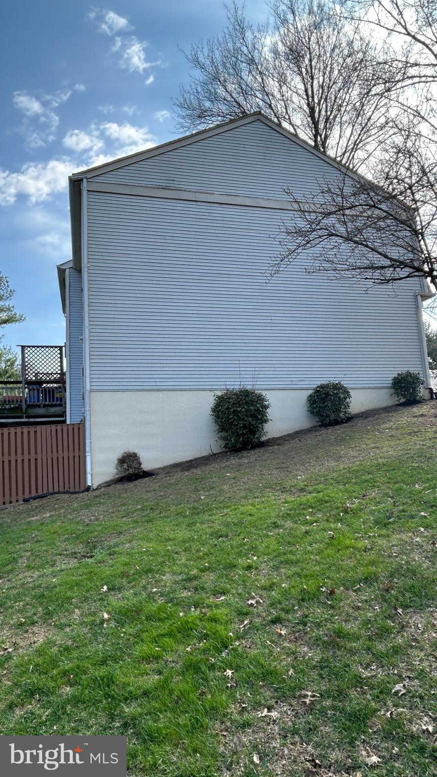 LONGMEAD - Residential