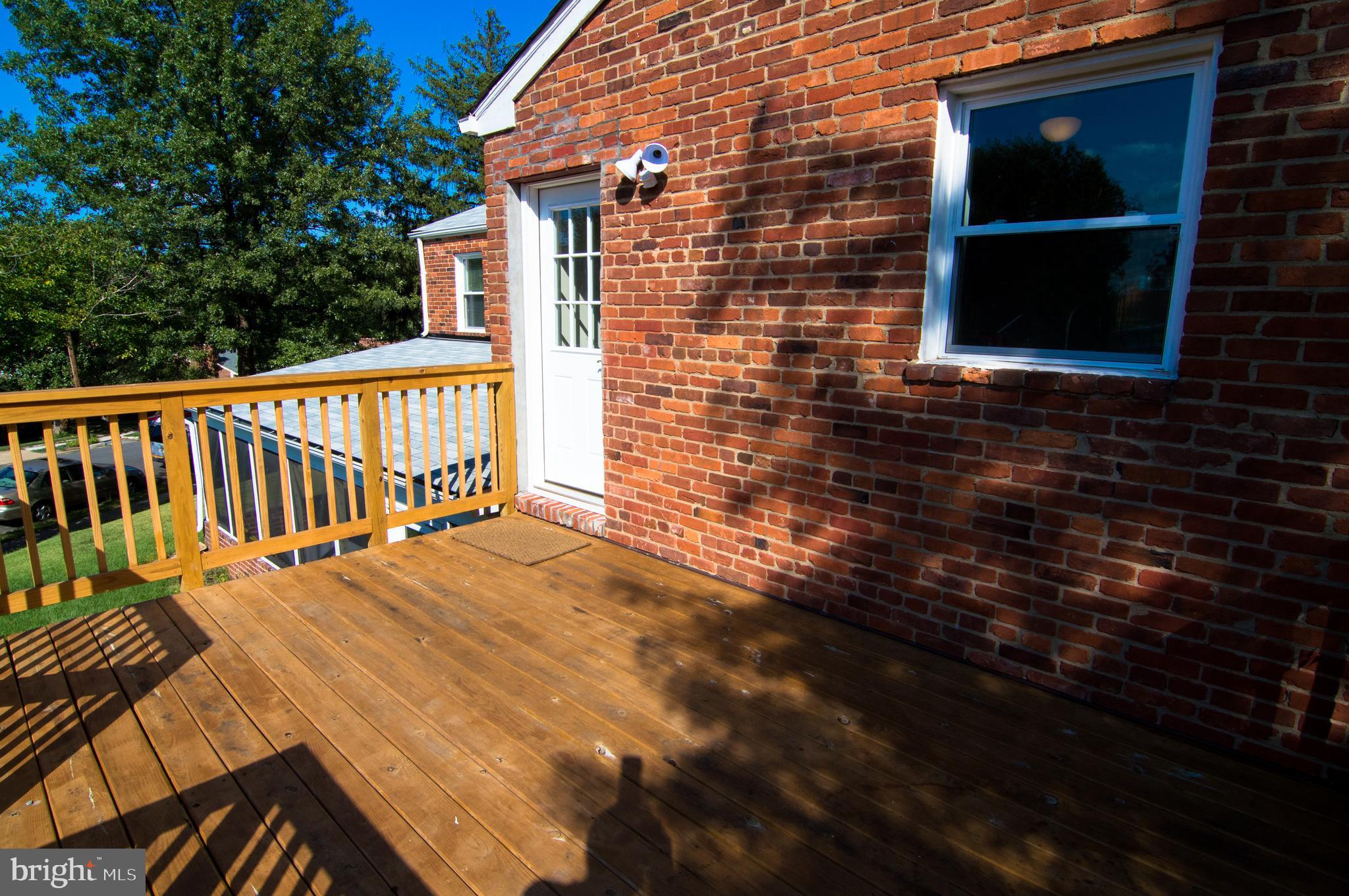 MADISON MANOR - Residential Lease