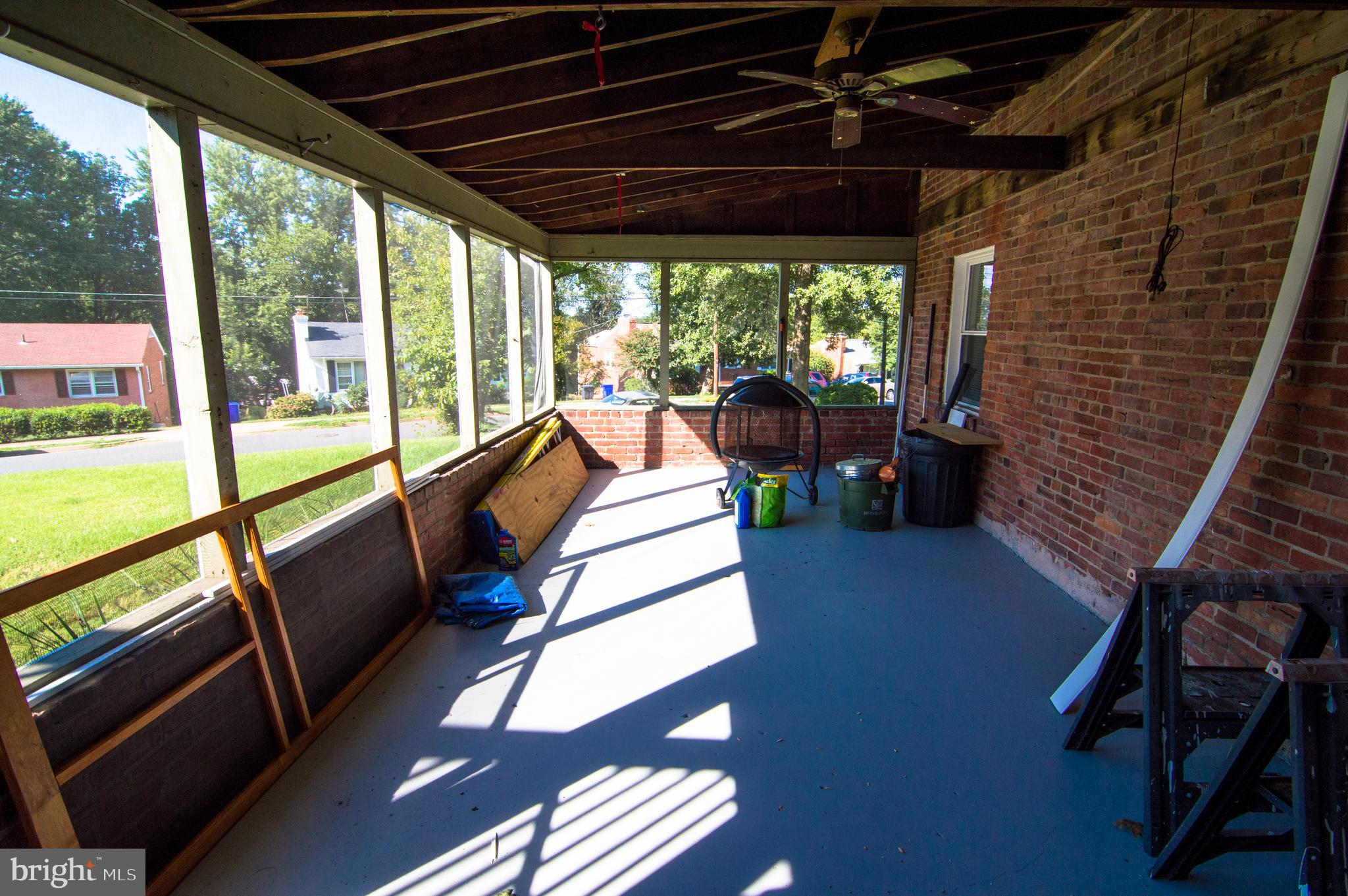 MADISON MANOR - Residential Lease