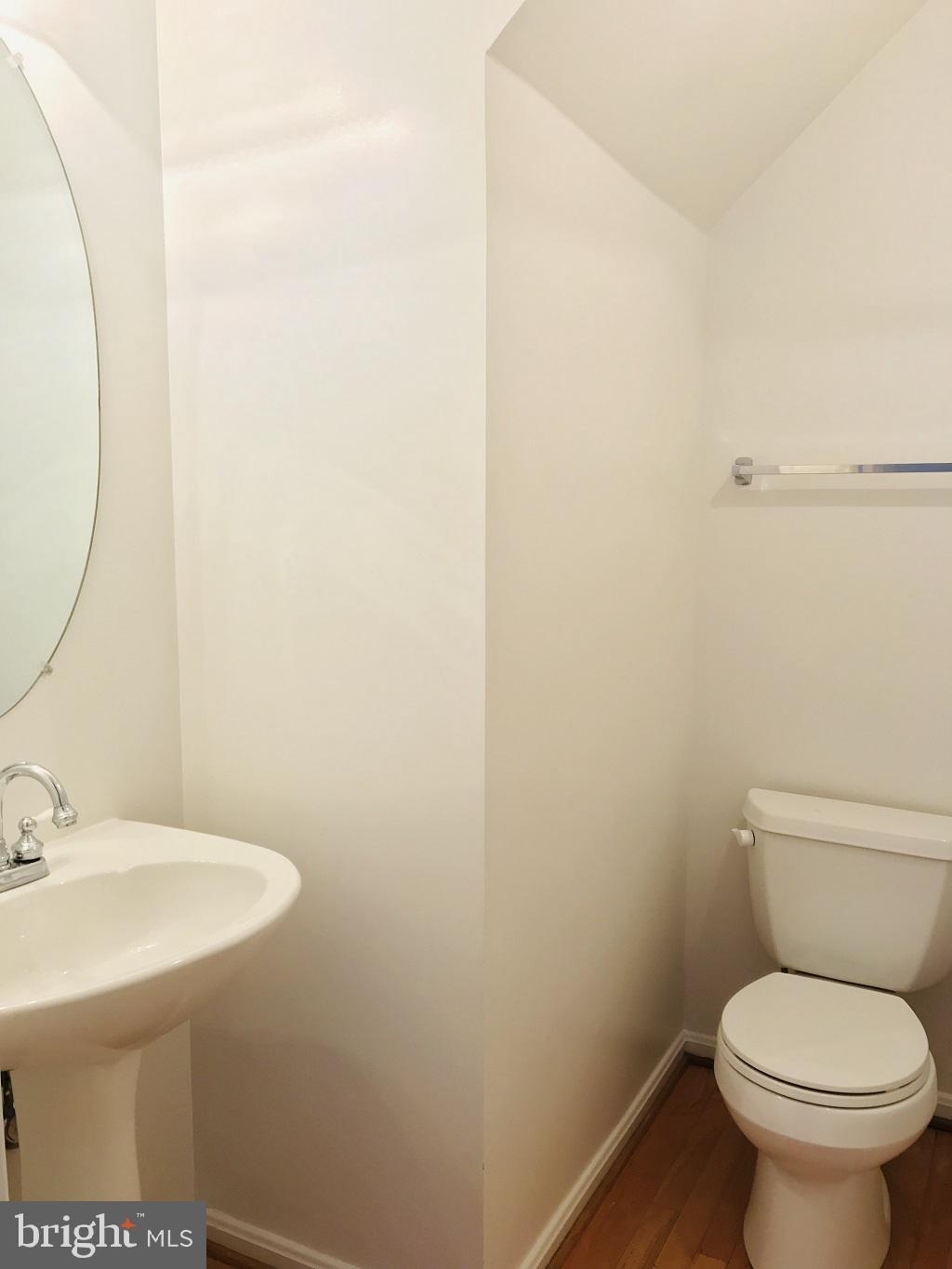 MARLBORO - Residential Lease