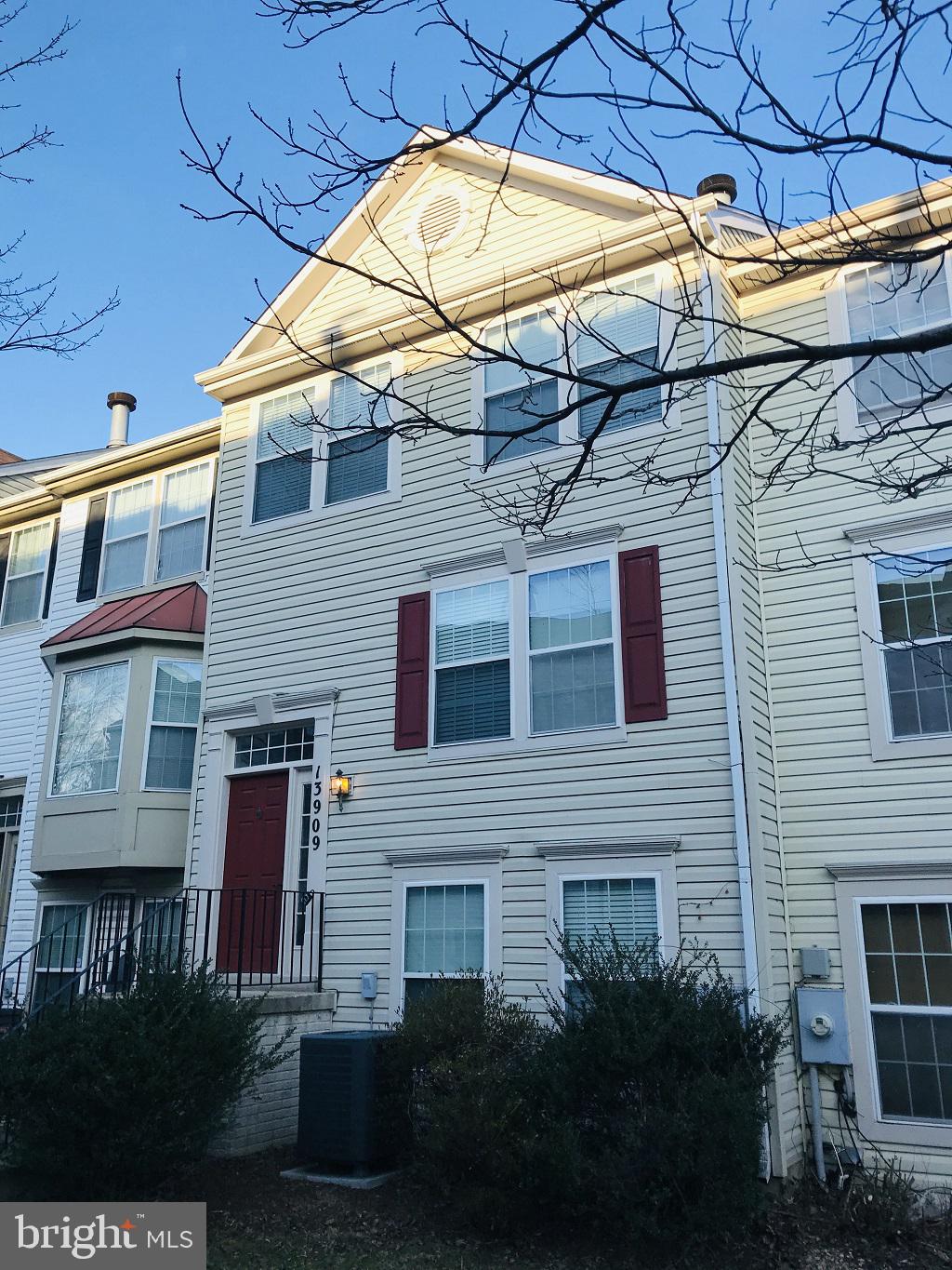 MARLBORO - Residential Lease