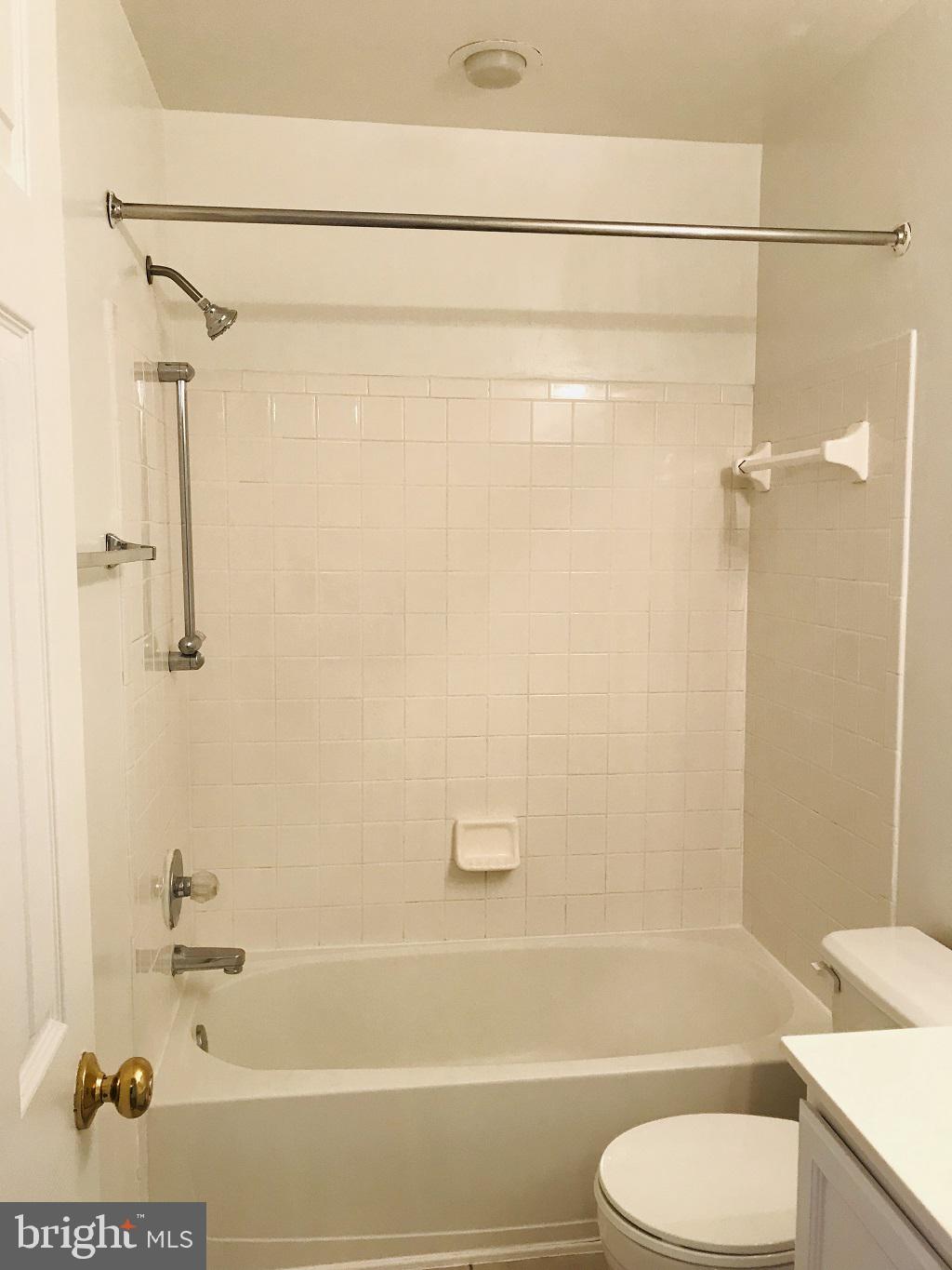 MARLBORO - Residential Lease