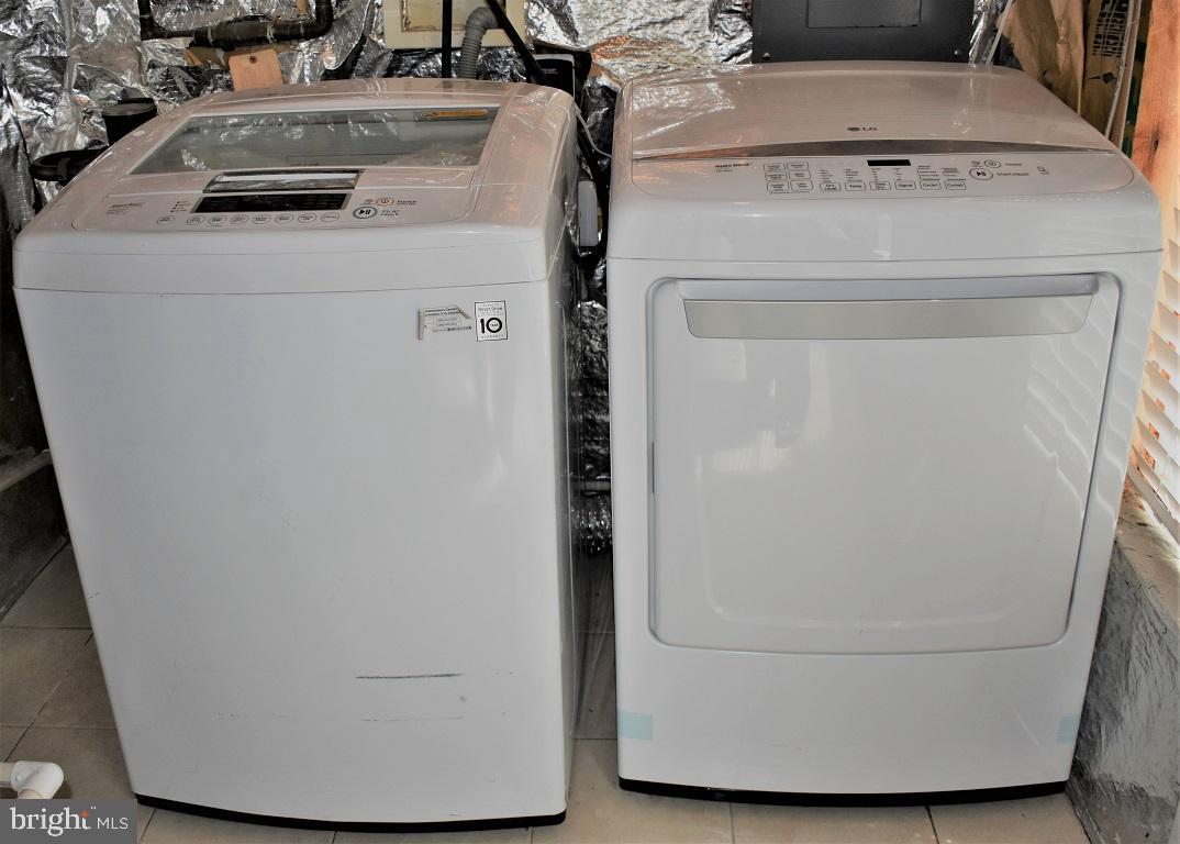 MARLBORO - Residential Lease