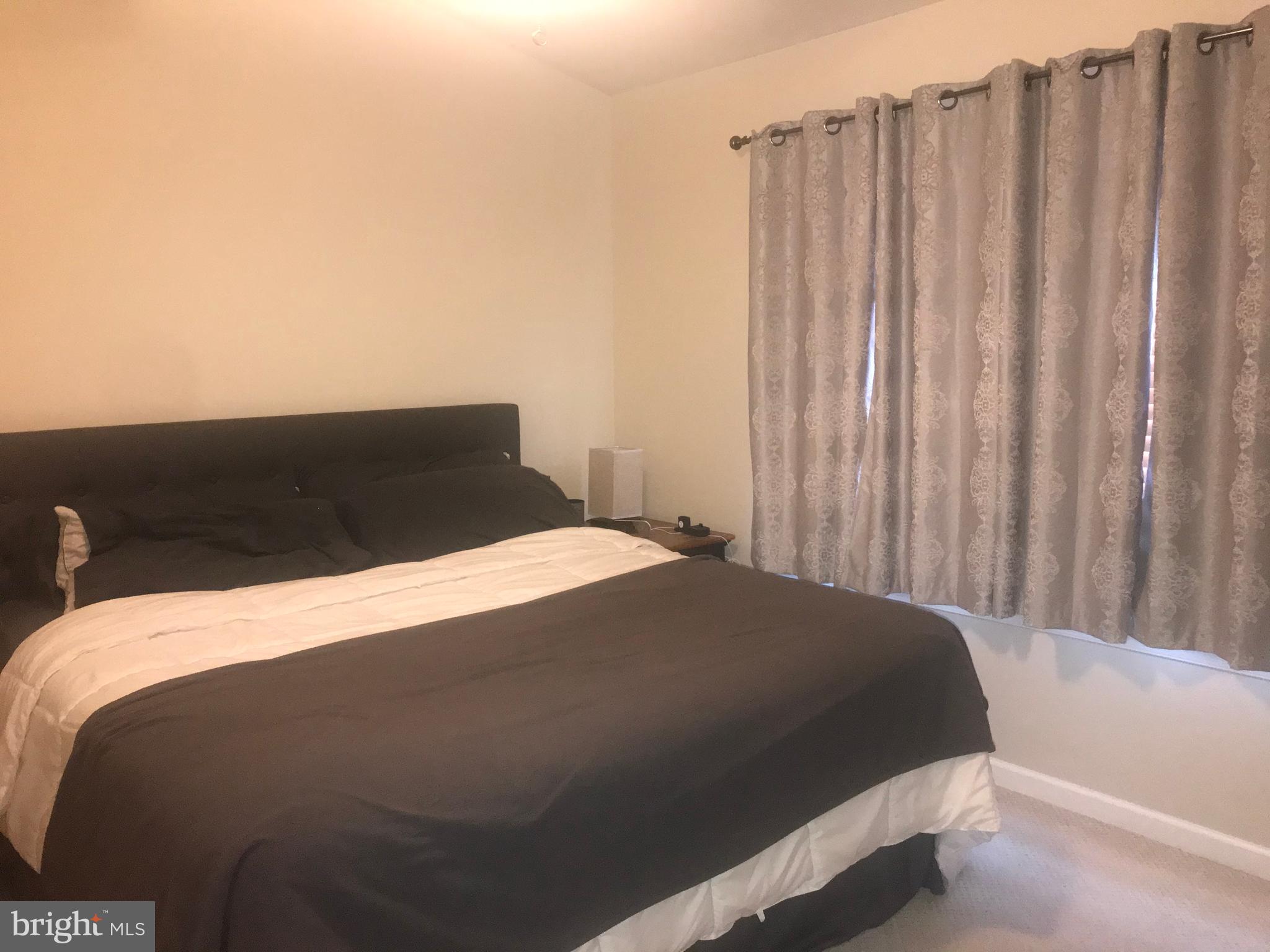 LAKELAND PLACE - Residential