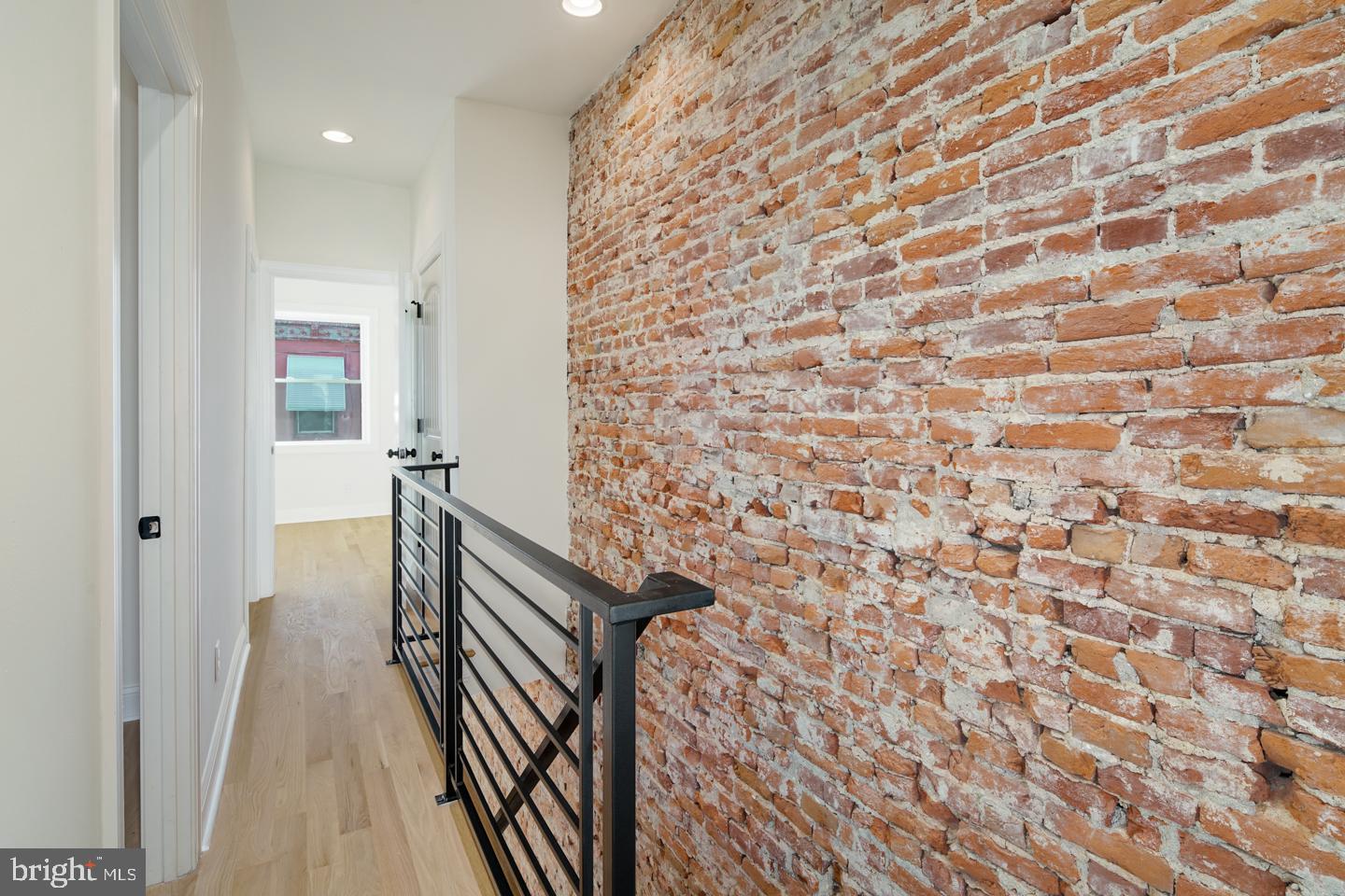 TEMPLE UNIVERSITY - Residential Lease