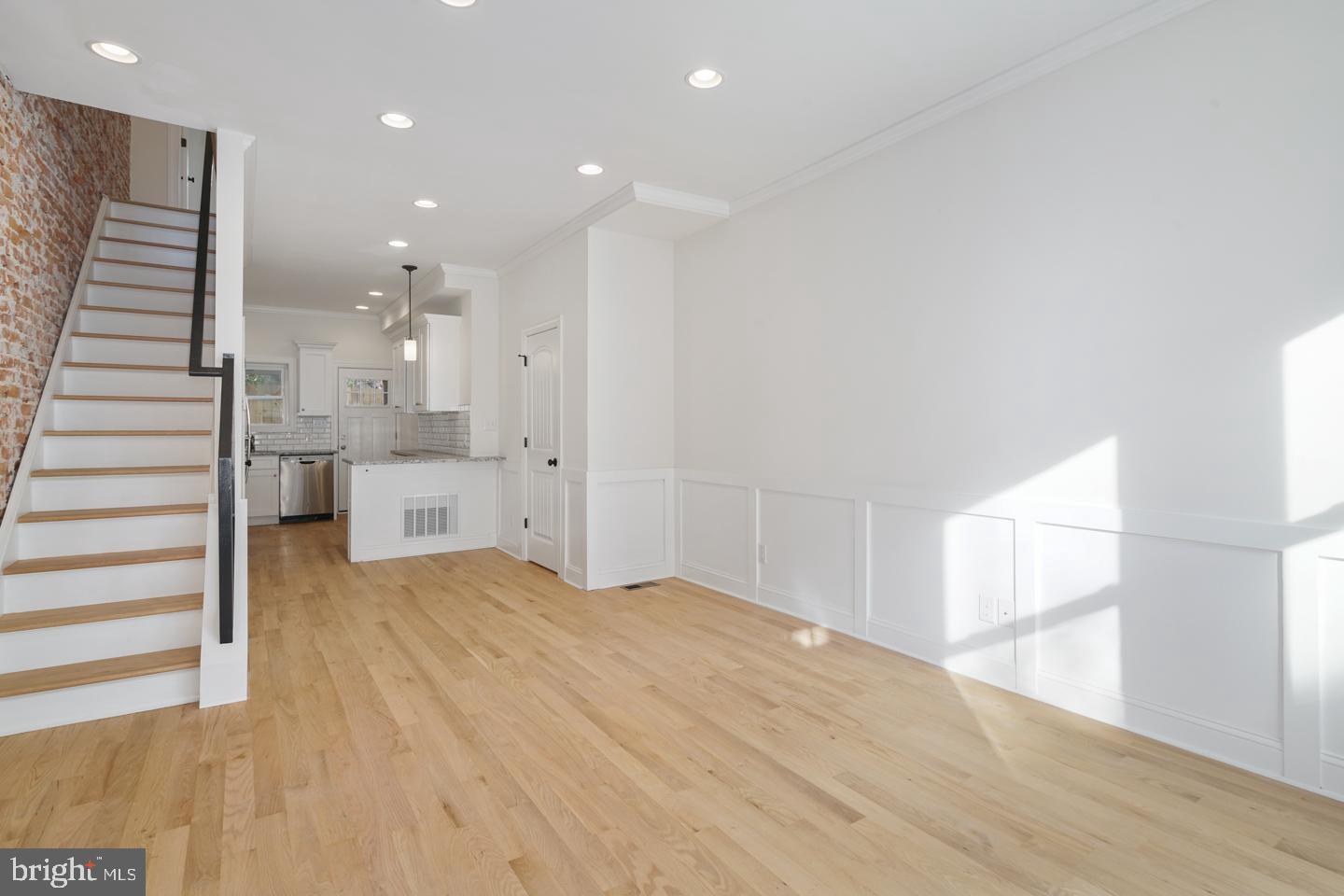 TEMPLE UNIVERSITY - Residential Lease