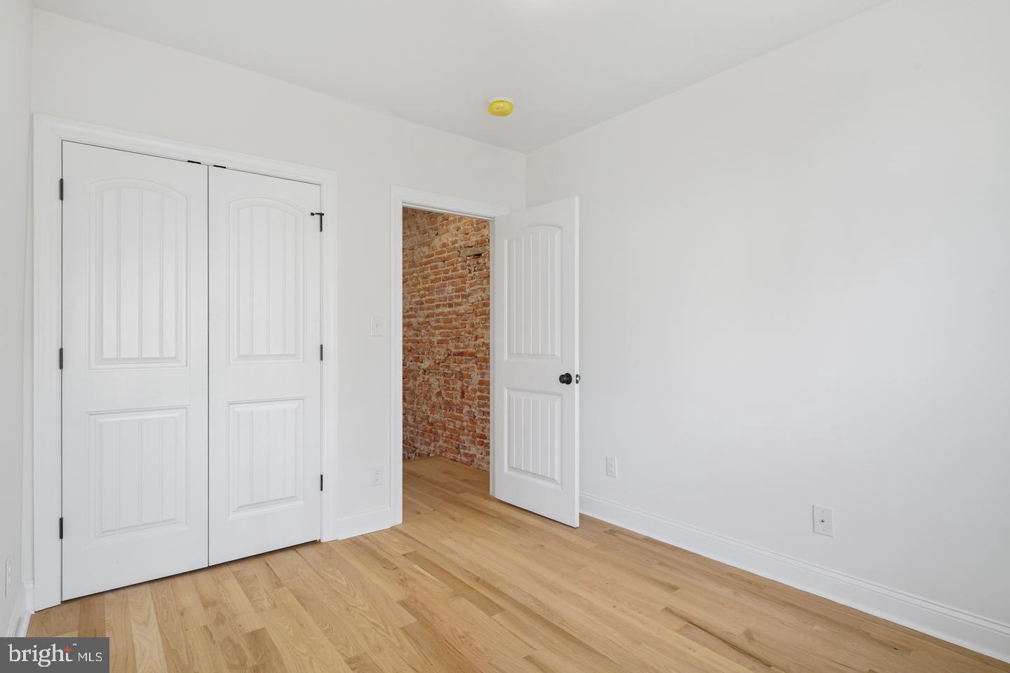 TEMPLE UNIVERSITY - Residential Lease