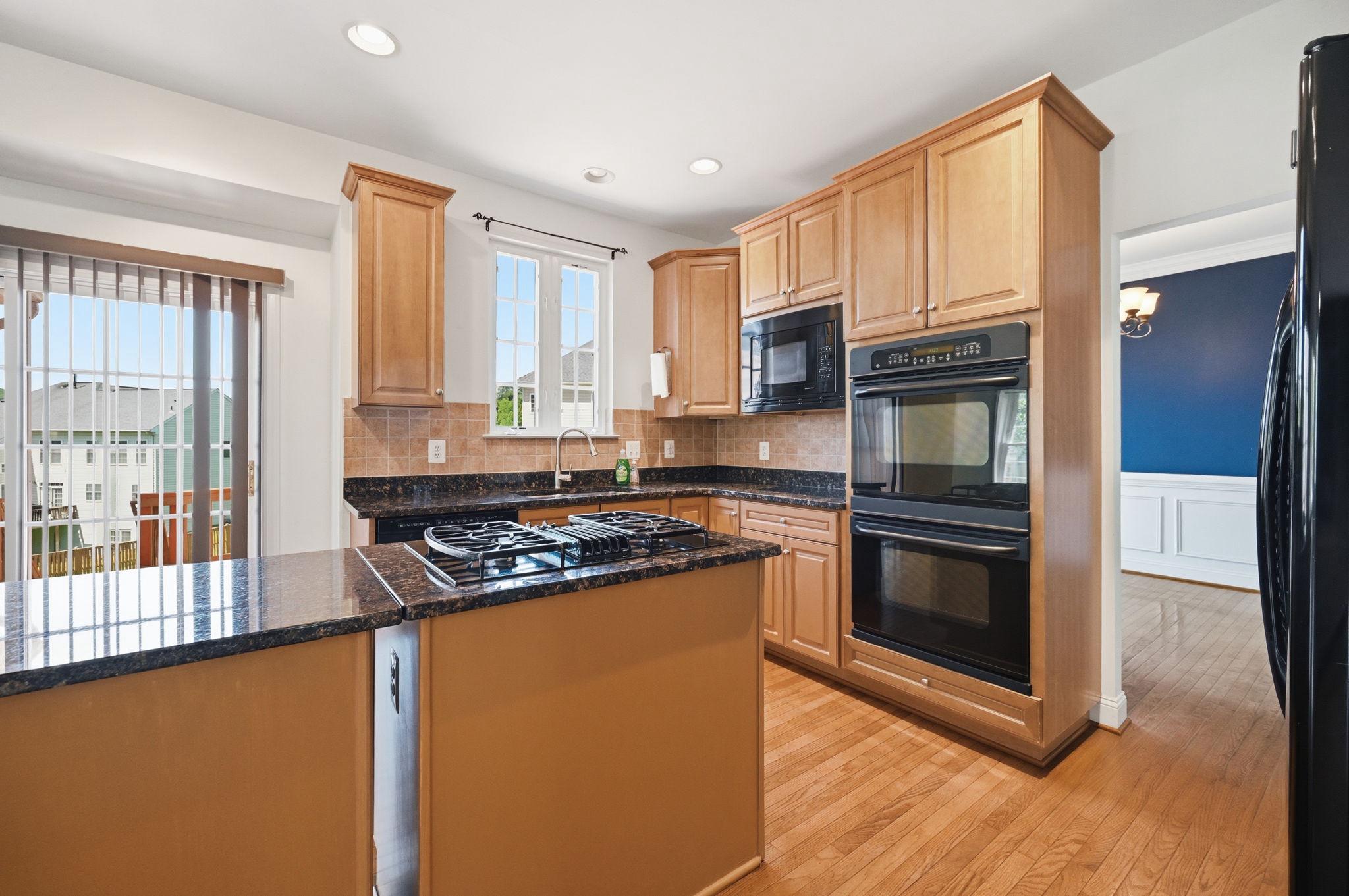 RESERVE AT POTOMAC CREST - Residential