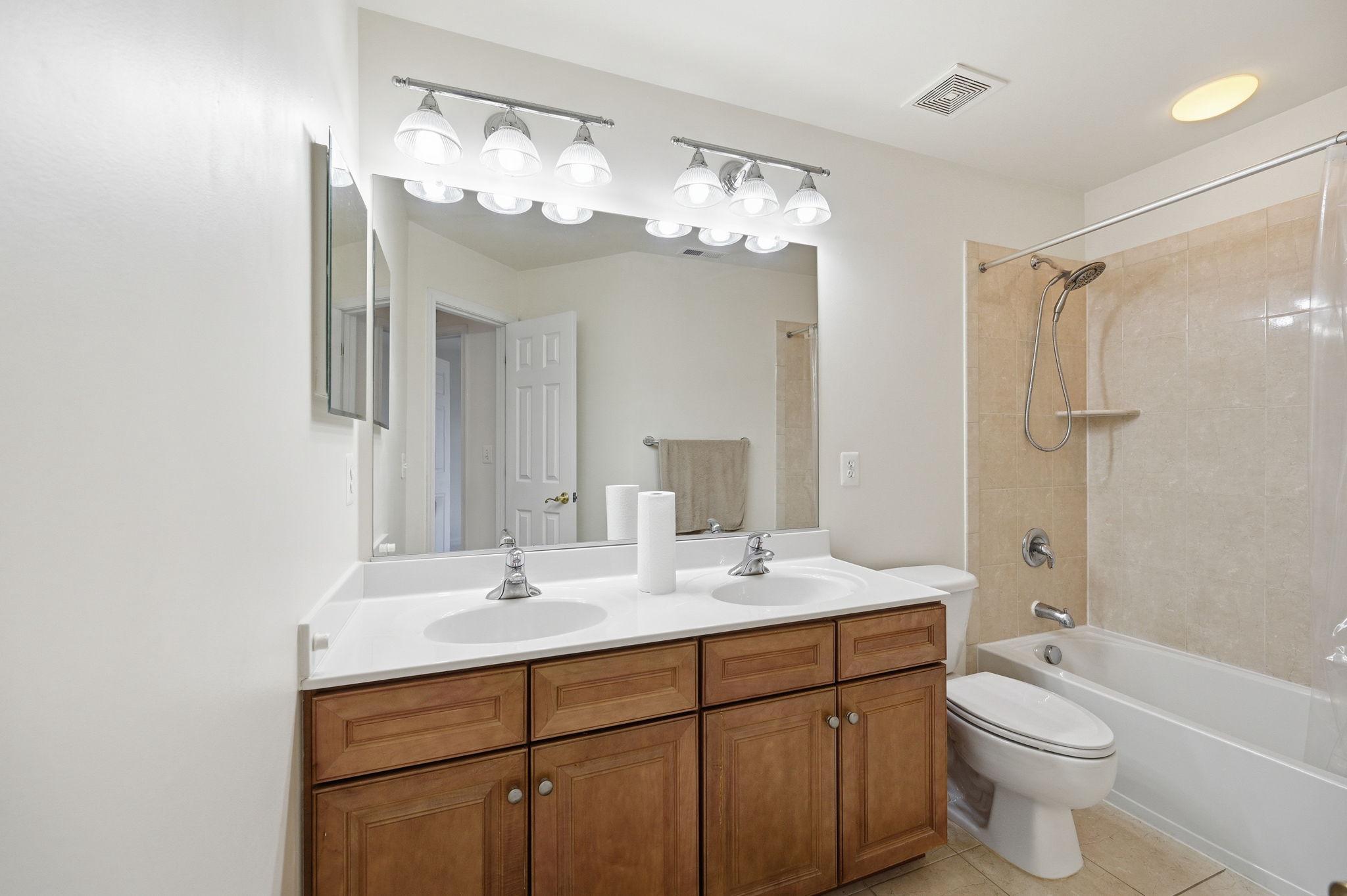 RESERVE AT POTOMAC CREST - Residential