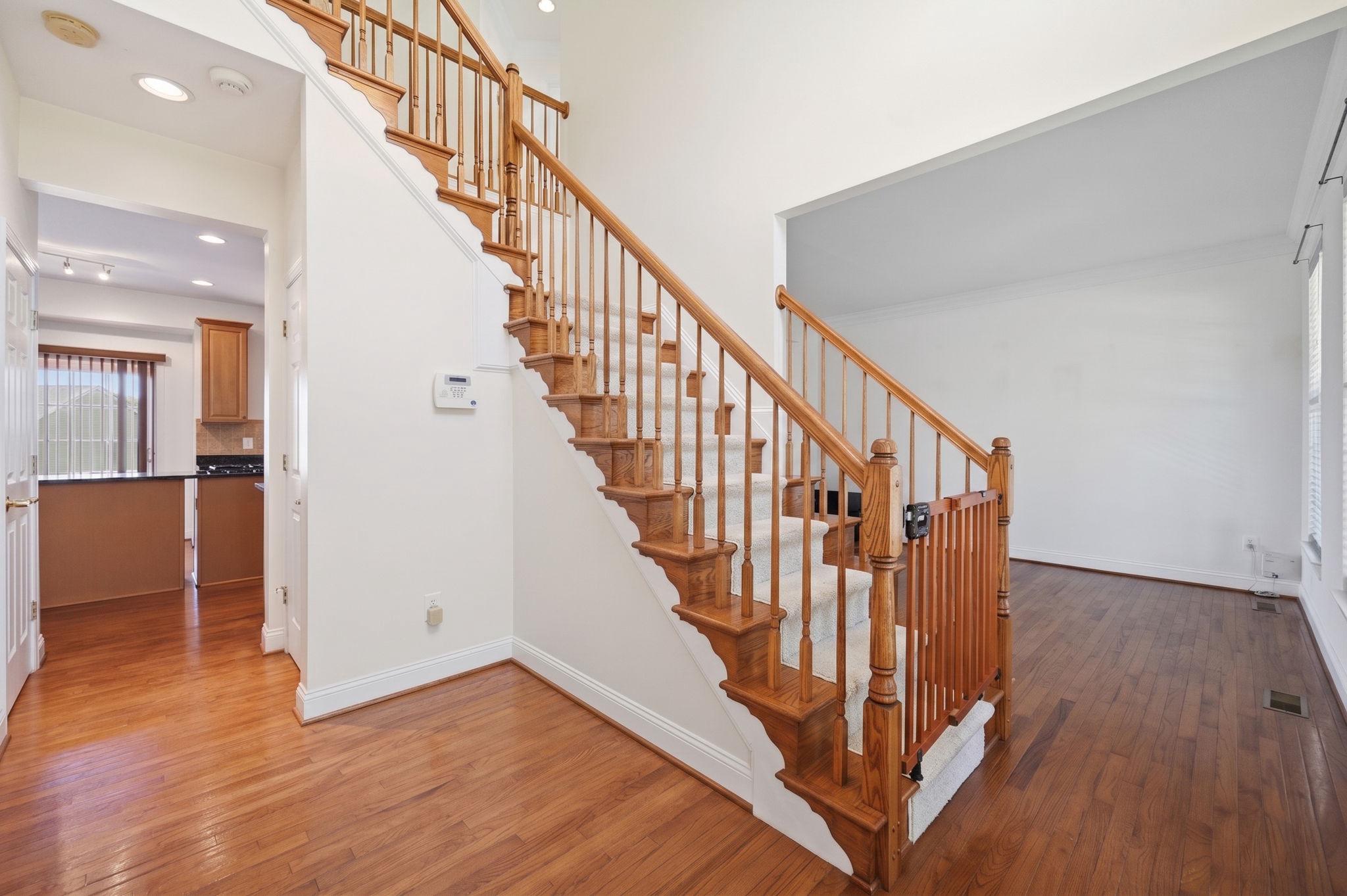 RESERVE AT POTOMAC CREST - Residential