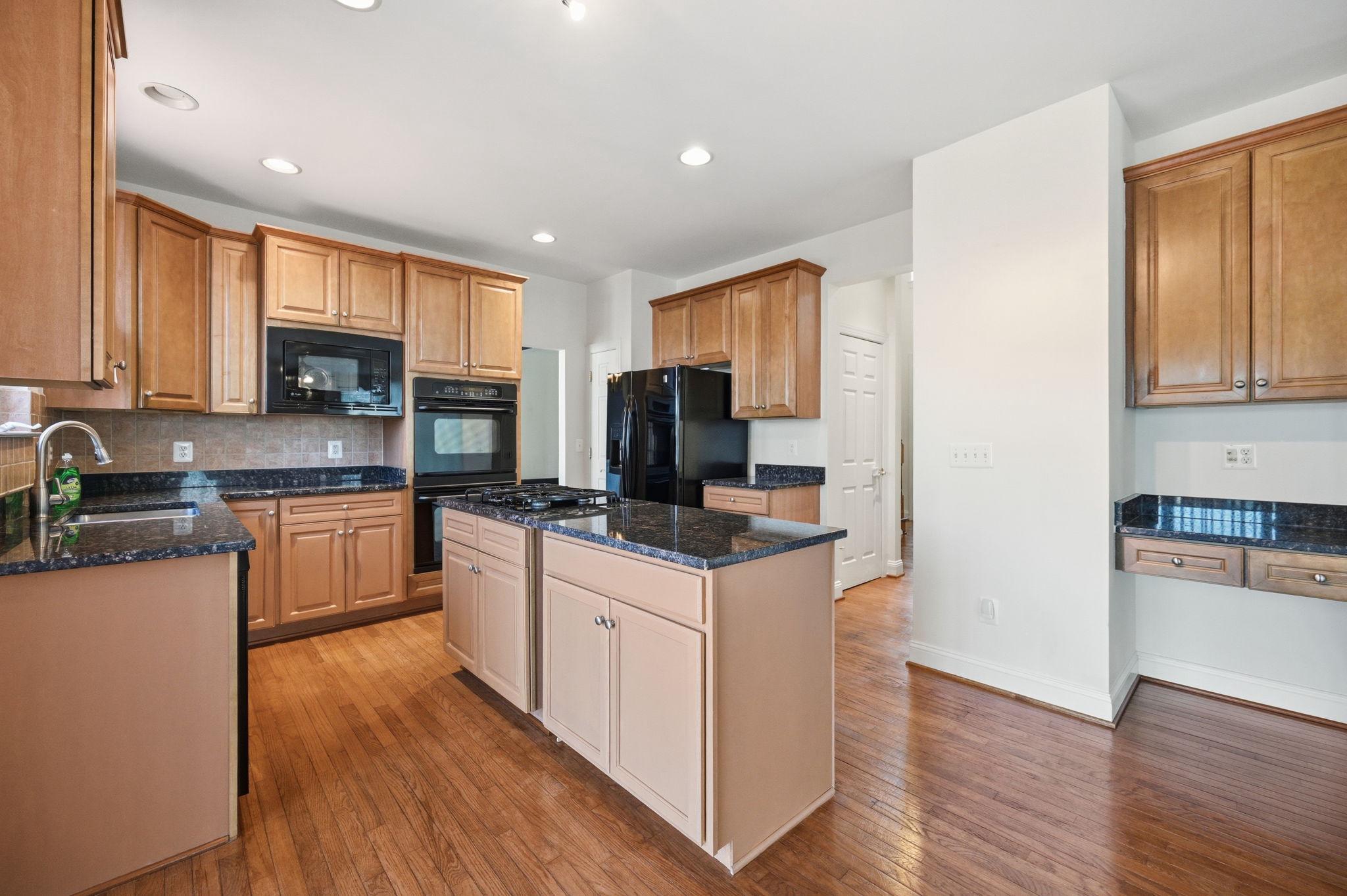 RESERVE AT POTOMAC CREST - Residential