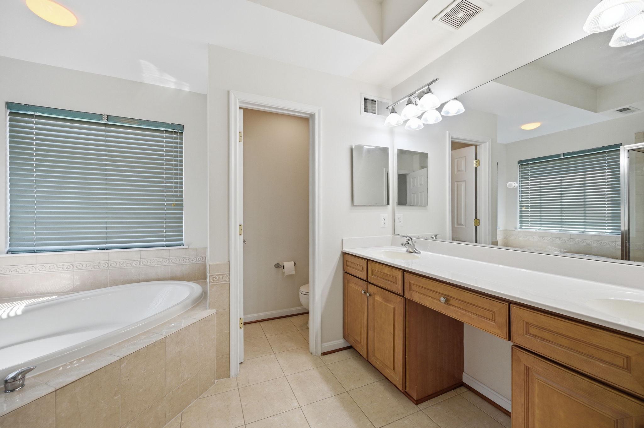 RESERVE AT POTOMAC CREST - Residential