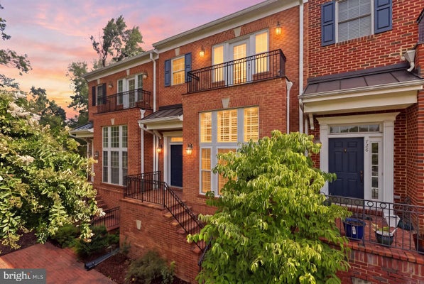728 VESTAL ST, WOODBRIDGE, VA 22191 - Image 60ffdfd61e57ab7782d90c64913e7e70/3022750470