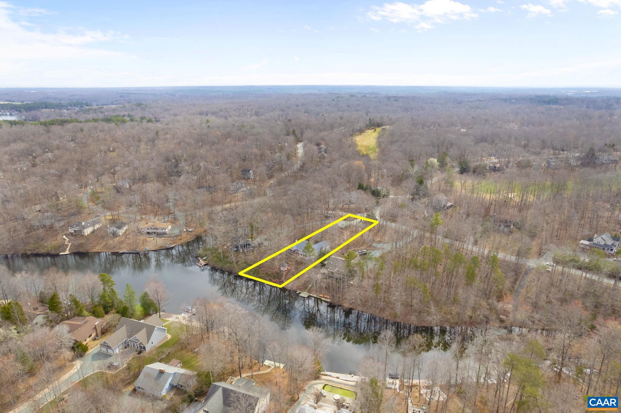 LAKE MONTICELLO - Residential