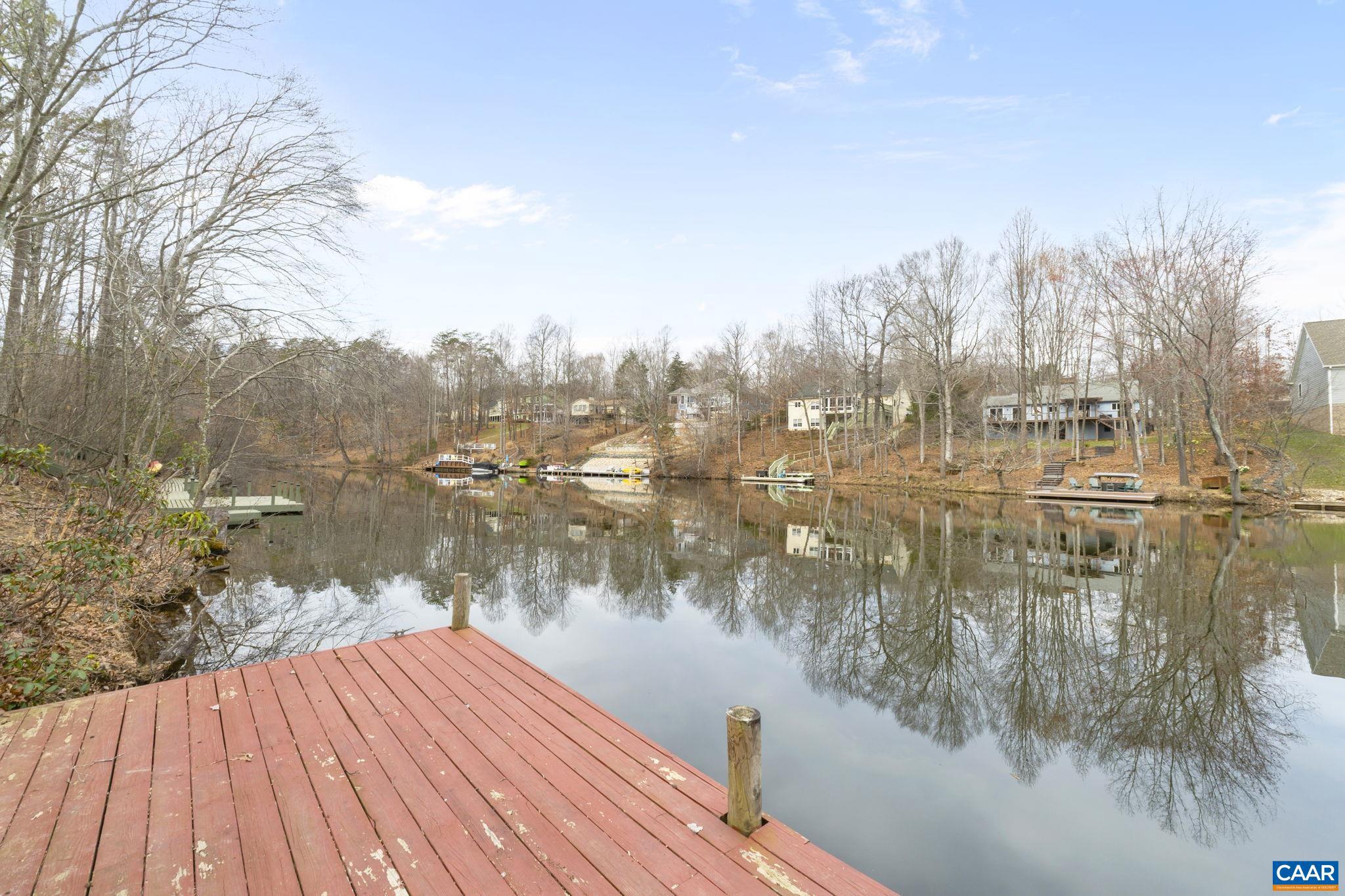 LAKE MONTICELLO - Residential