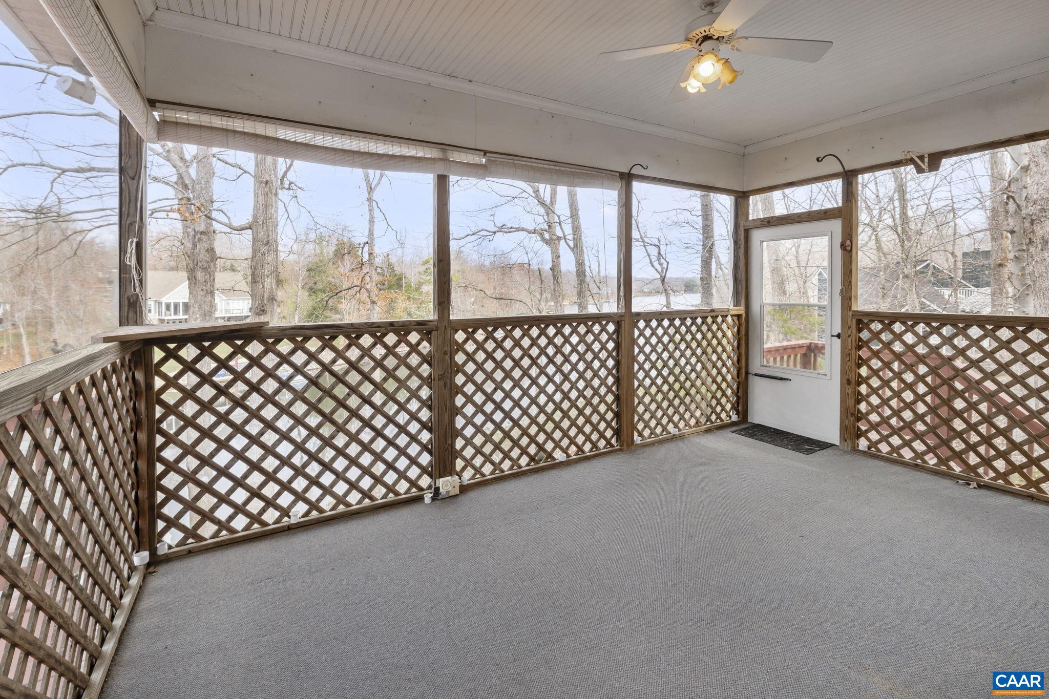 LAKE MONTICELLO - Residential