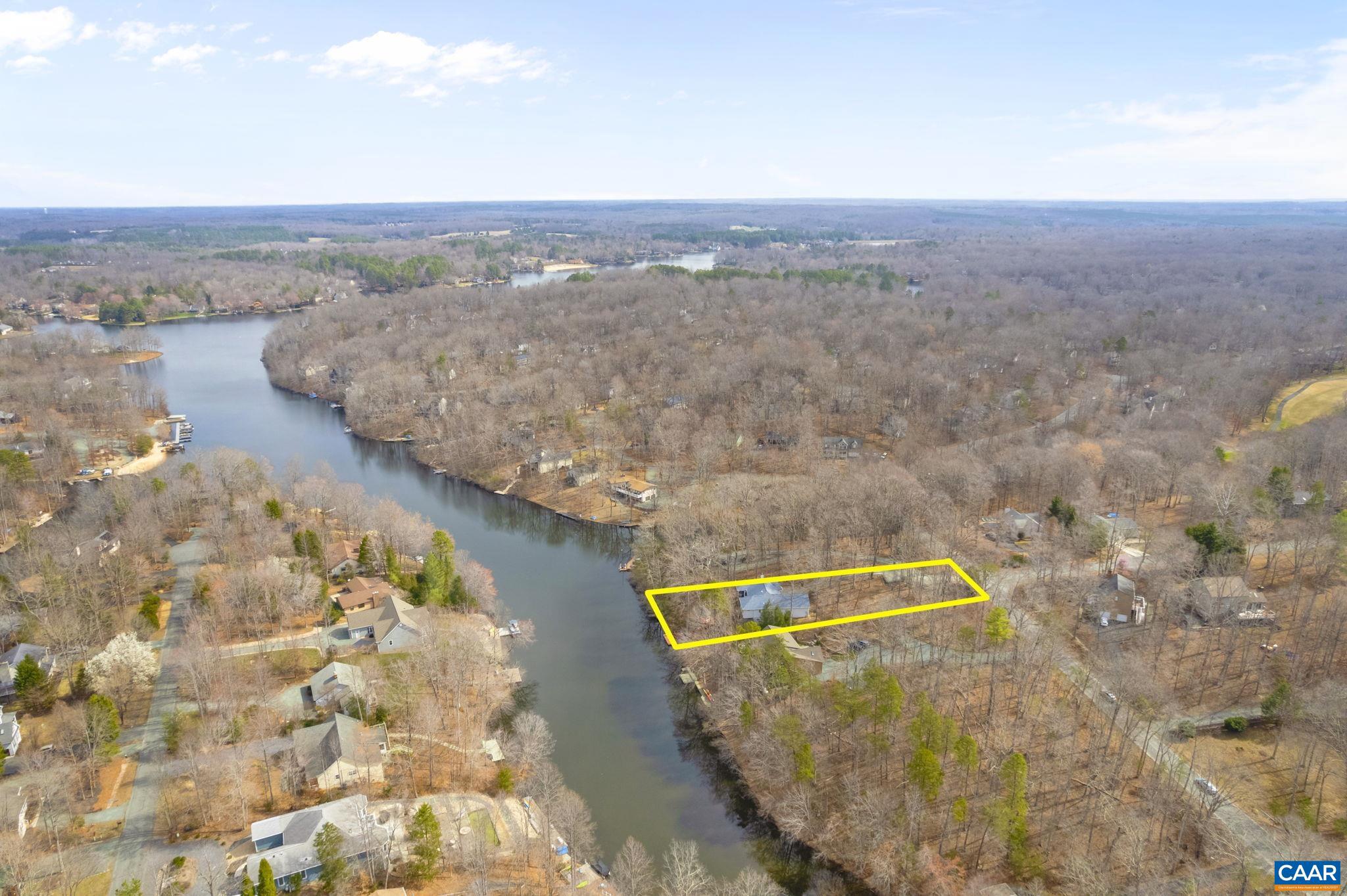 LAKE MONTICELLO - Residential