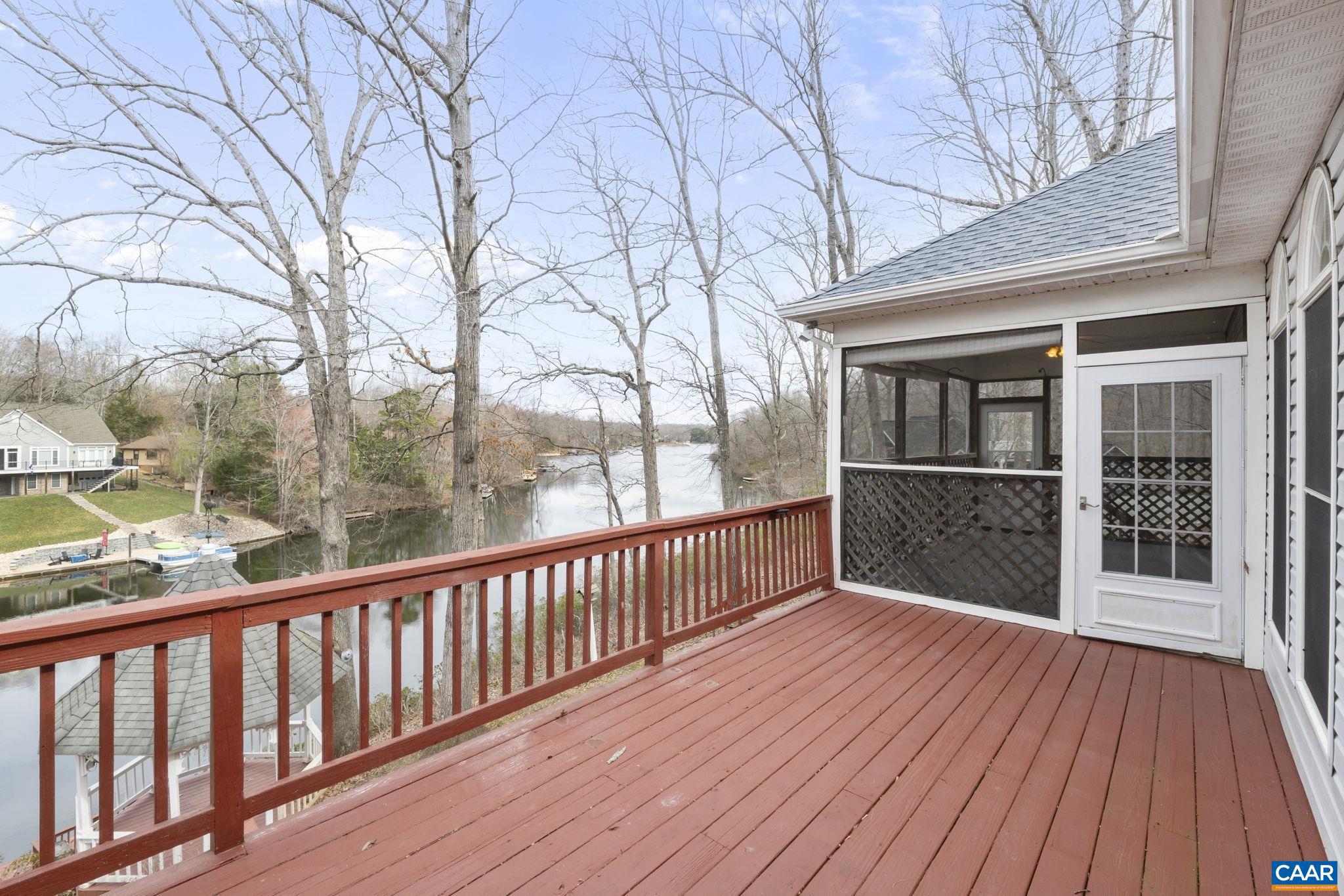 LAKE MONTICELLO - Residential