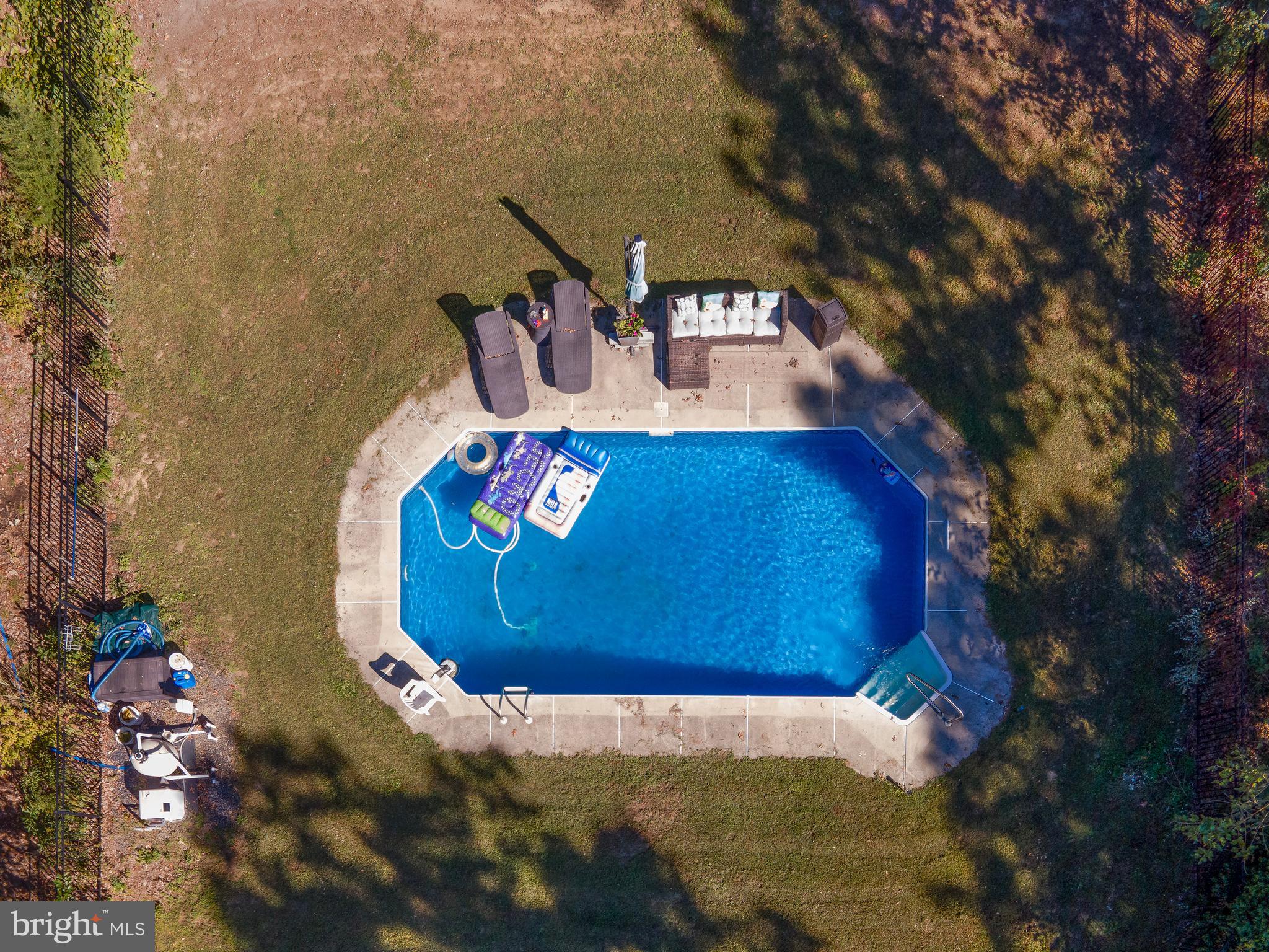 320 STOTESBURY AVENUE